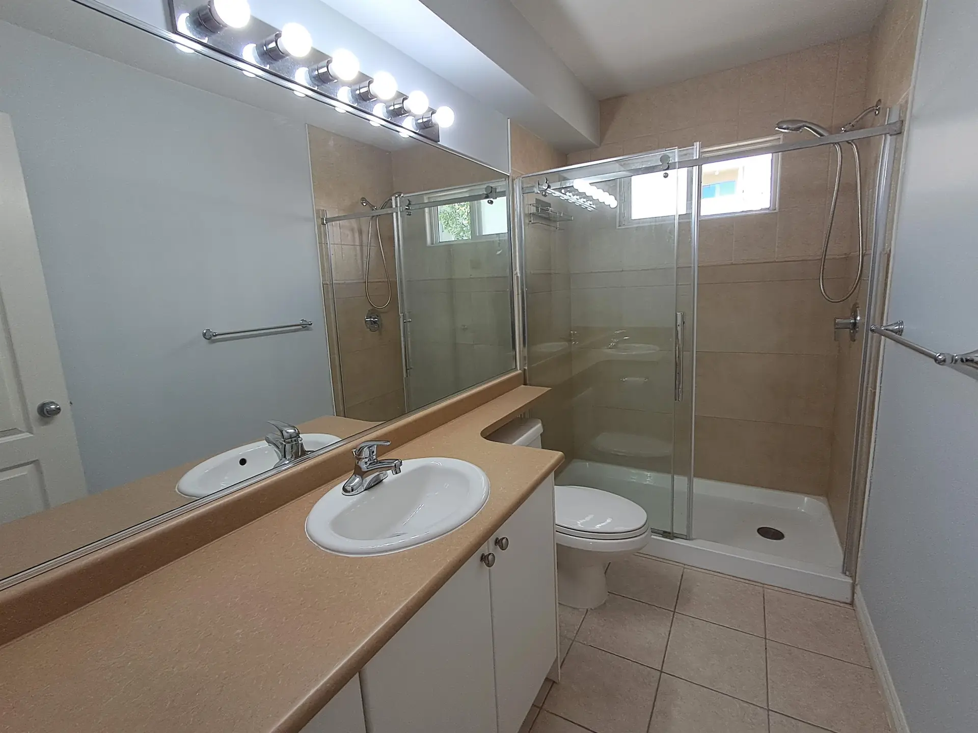 #3 7433 St. Albans Road - Image 12