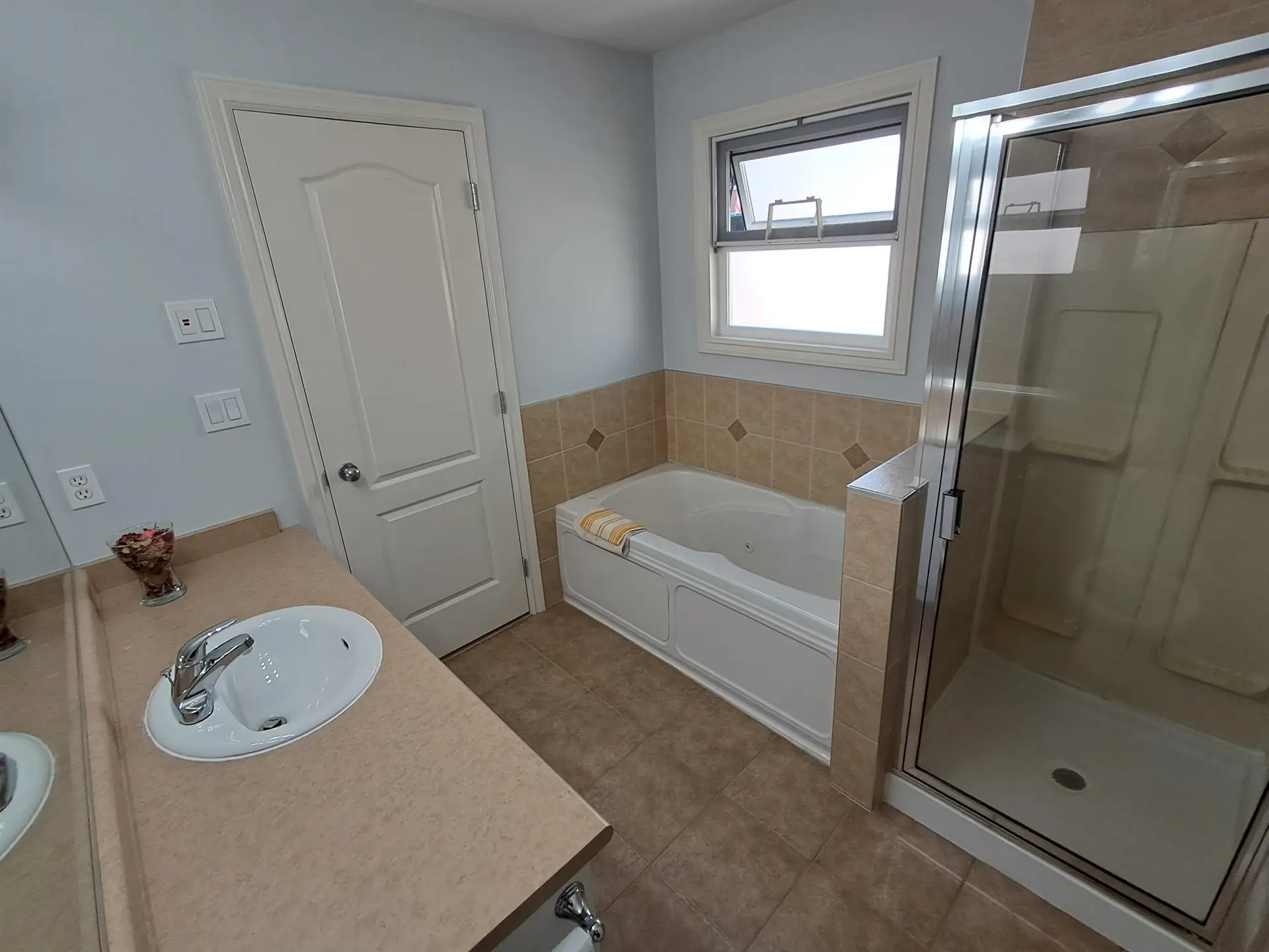 #3 7433 St. Albans Road - Image 8