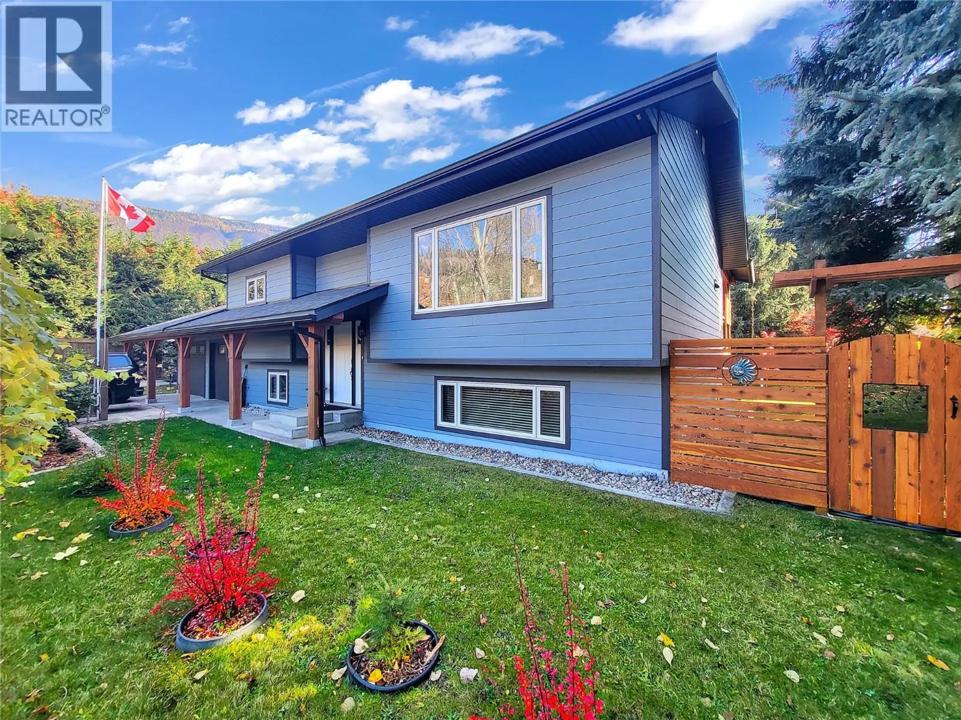 Property at 303 DELANY Avenue, Slocan, BC