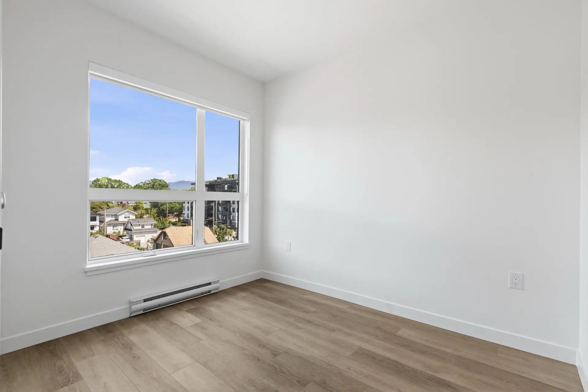 #507 2268 E Broadway - Image 12