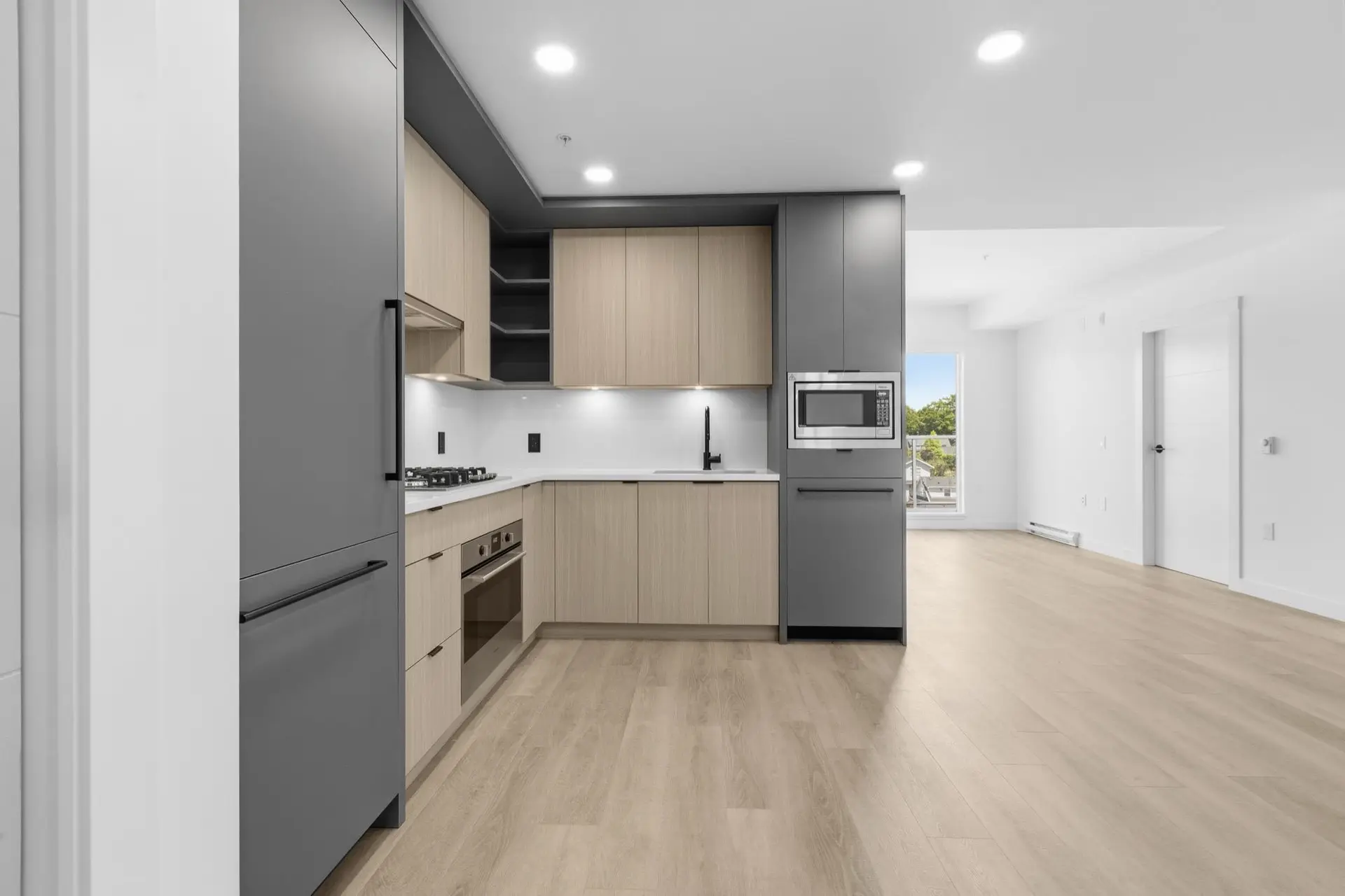 #507 2268 E Broadway - Image 3