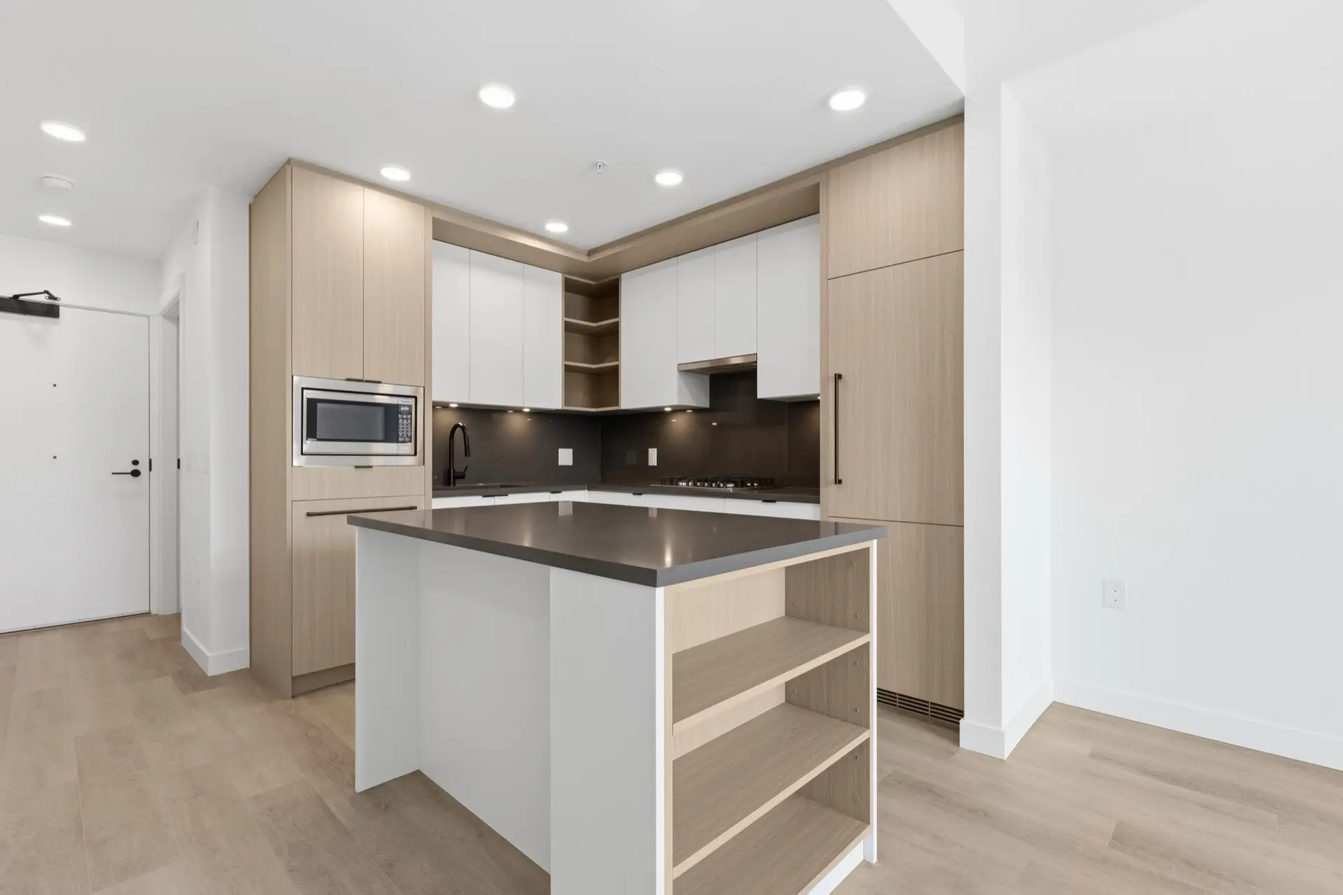 #504 2268 E Broadway - Image 2