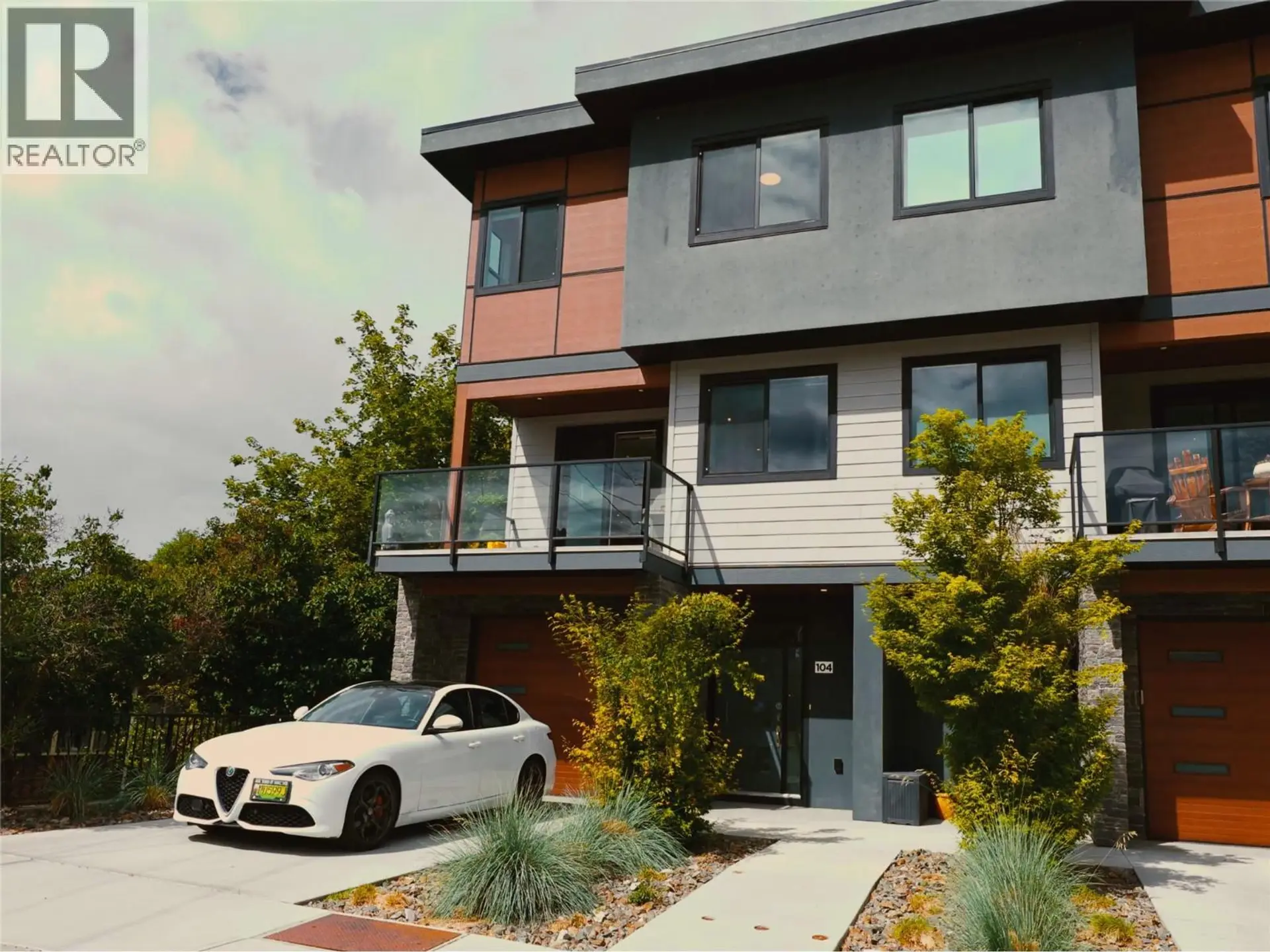 Property at #104 190 VANCOUVER Avenue, Penticton, BC