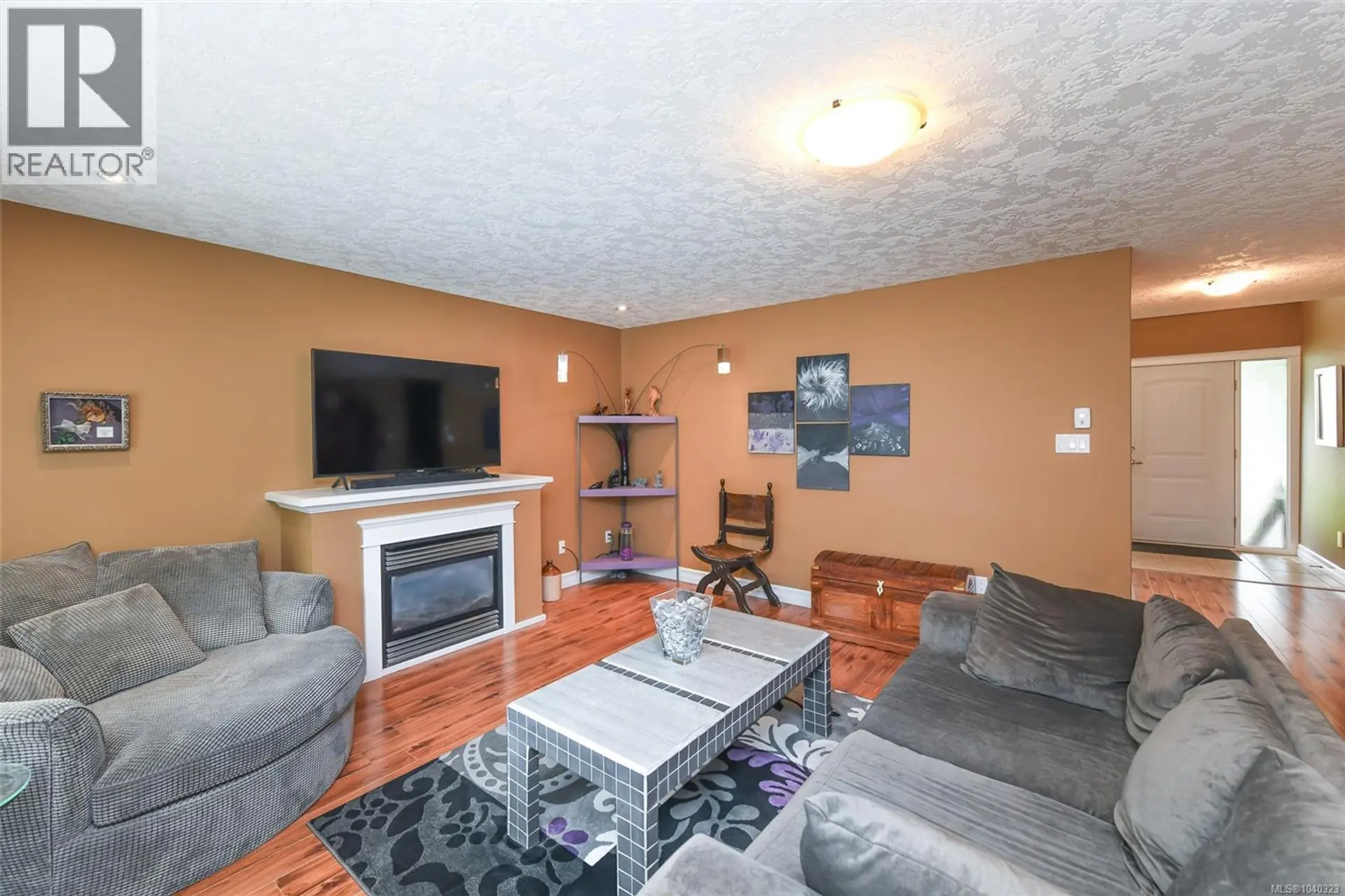2452 Avro Arrow Dr - Image 9