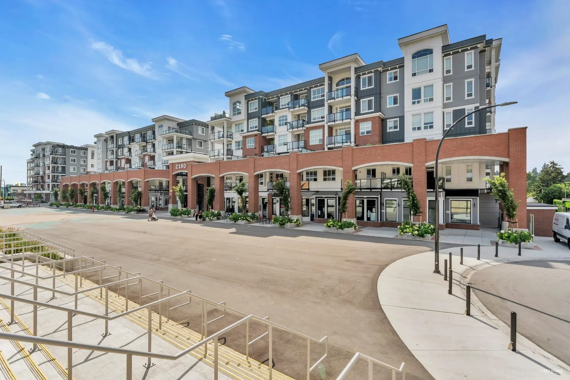 #4415 2180 Kelly Avenue - Image 18