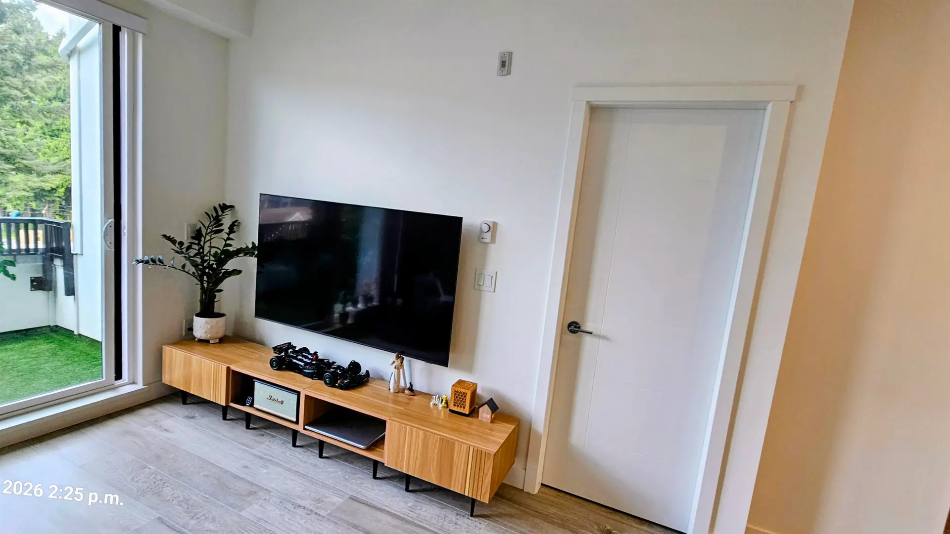 #405 2160 Grant Avenue - Image 3
