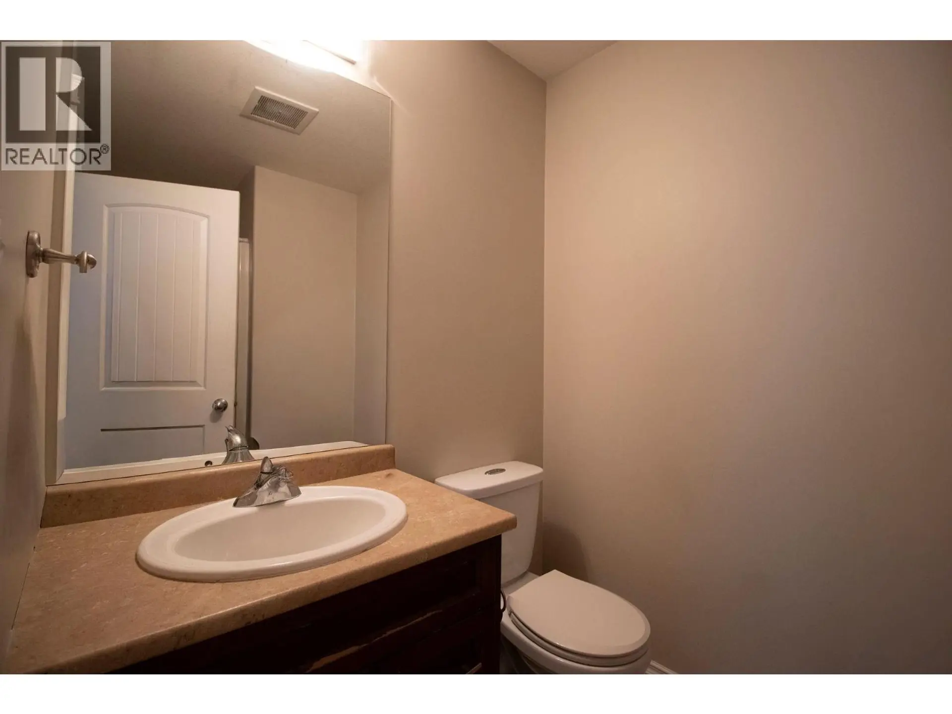 9704 118 AVENUE - Image 11