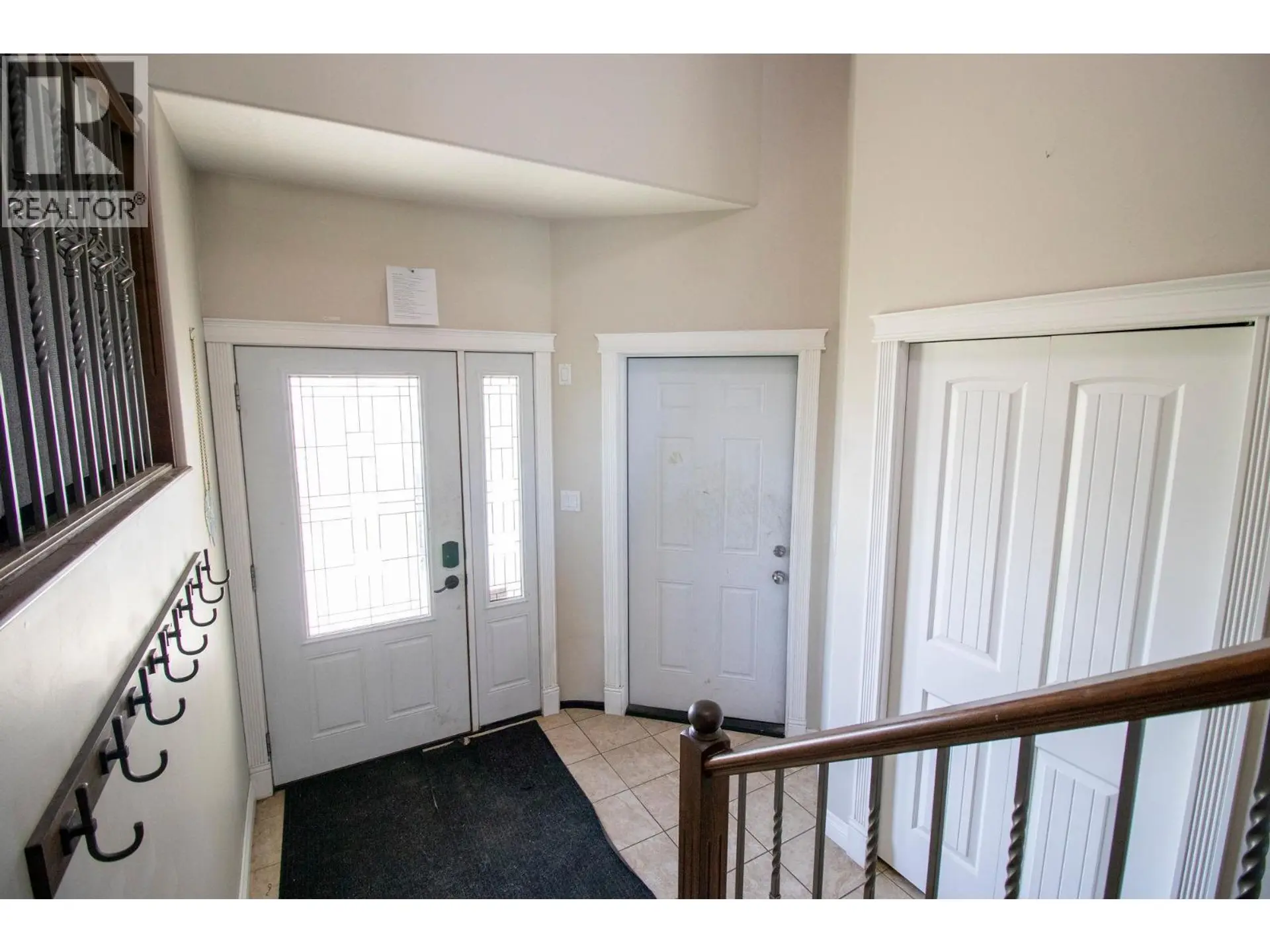 9704 118 AVENUE - Image 15