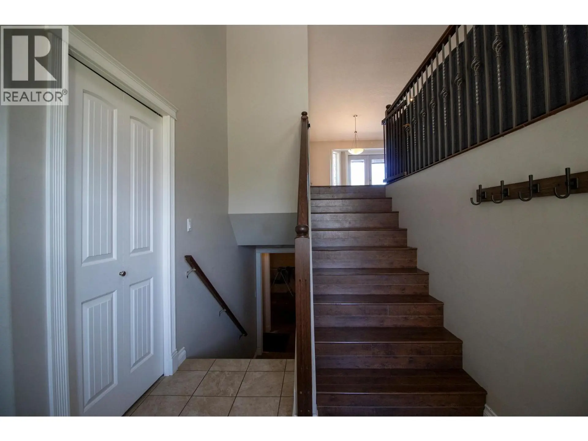 9704 118 AVENUE - Image 16