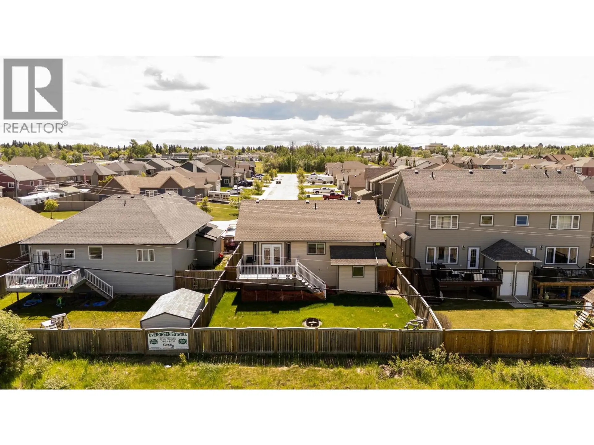 9704 118 AVENUE - Image 2