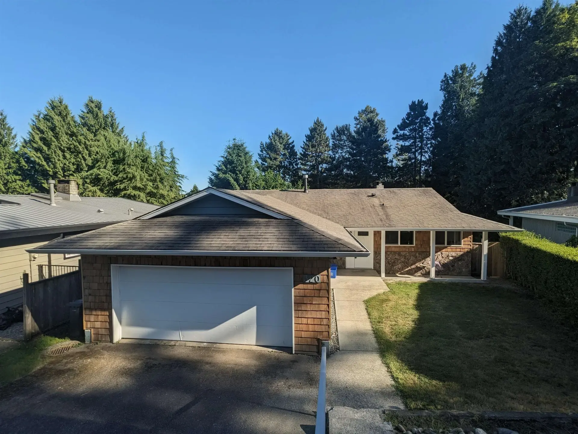 Property at 320 Gloucester Court, Coquitlam, BC