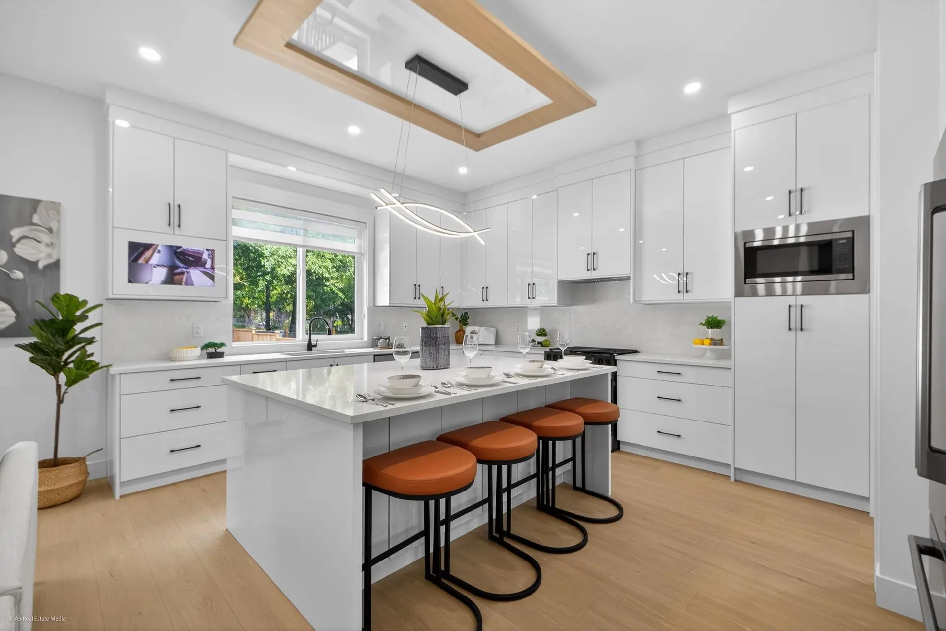 7083 115 Street - Image 6