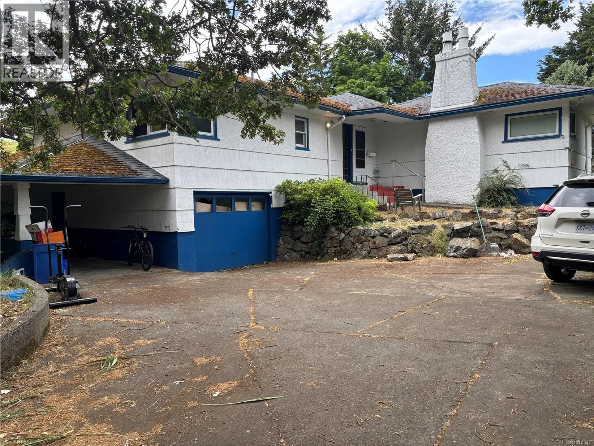 Property at 342 Foul Bay Rd, Victoria, BC