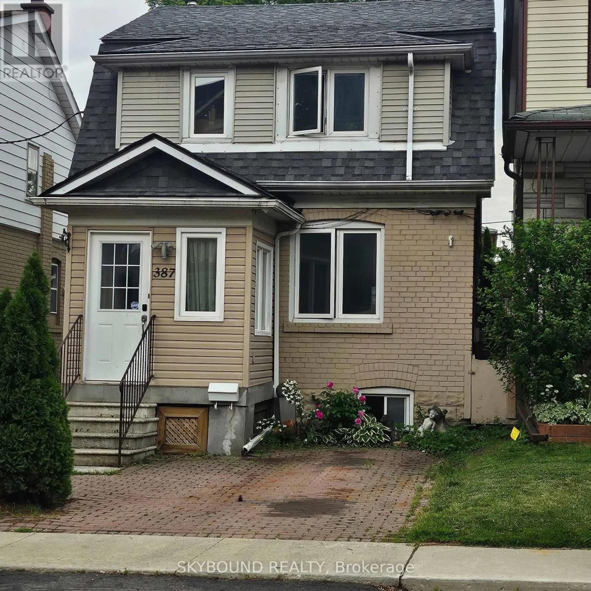 387 HOPEWELL AVENUE - Image 1