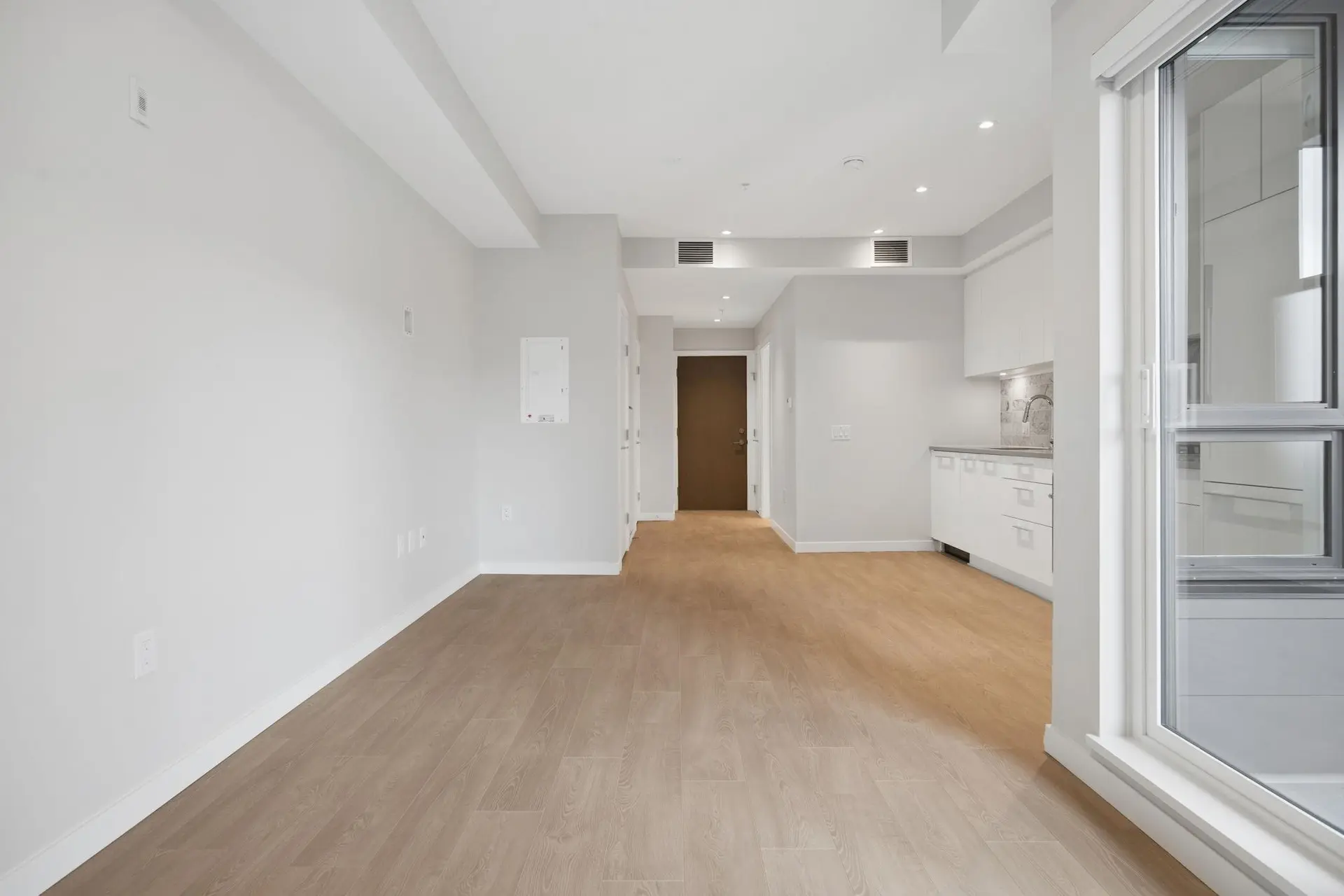 #516 110 E 17th Street - Image 5