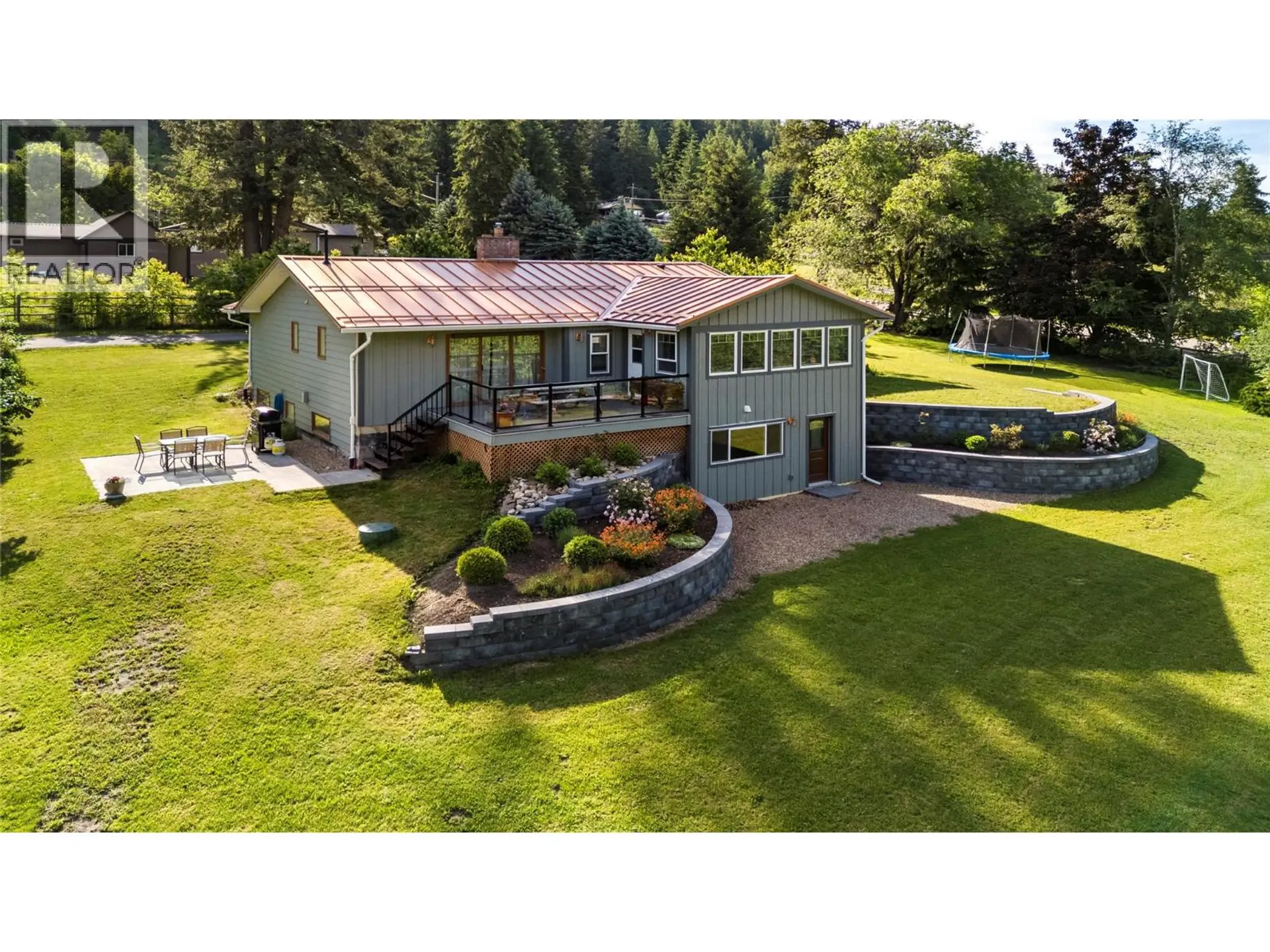 Property at 5851 20 Avenue NE, Salmon Arm, BC