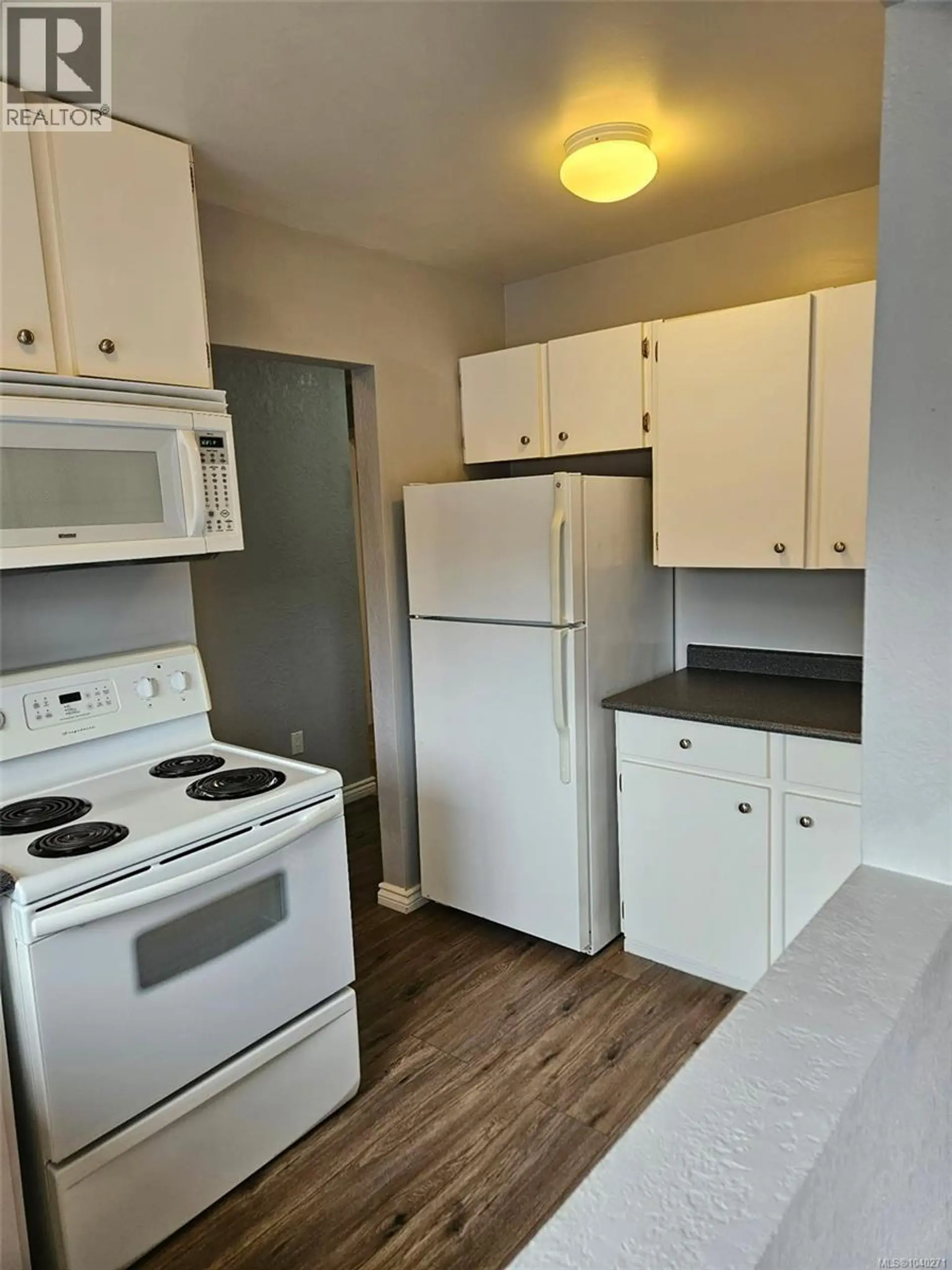 #3 2045 Gatewood Rd - Image 9