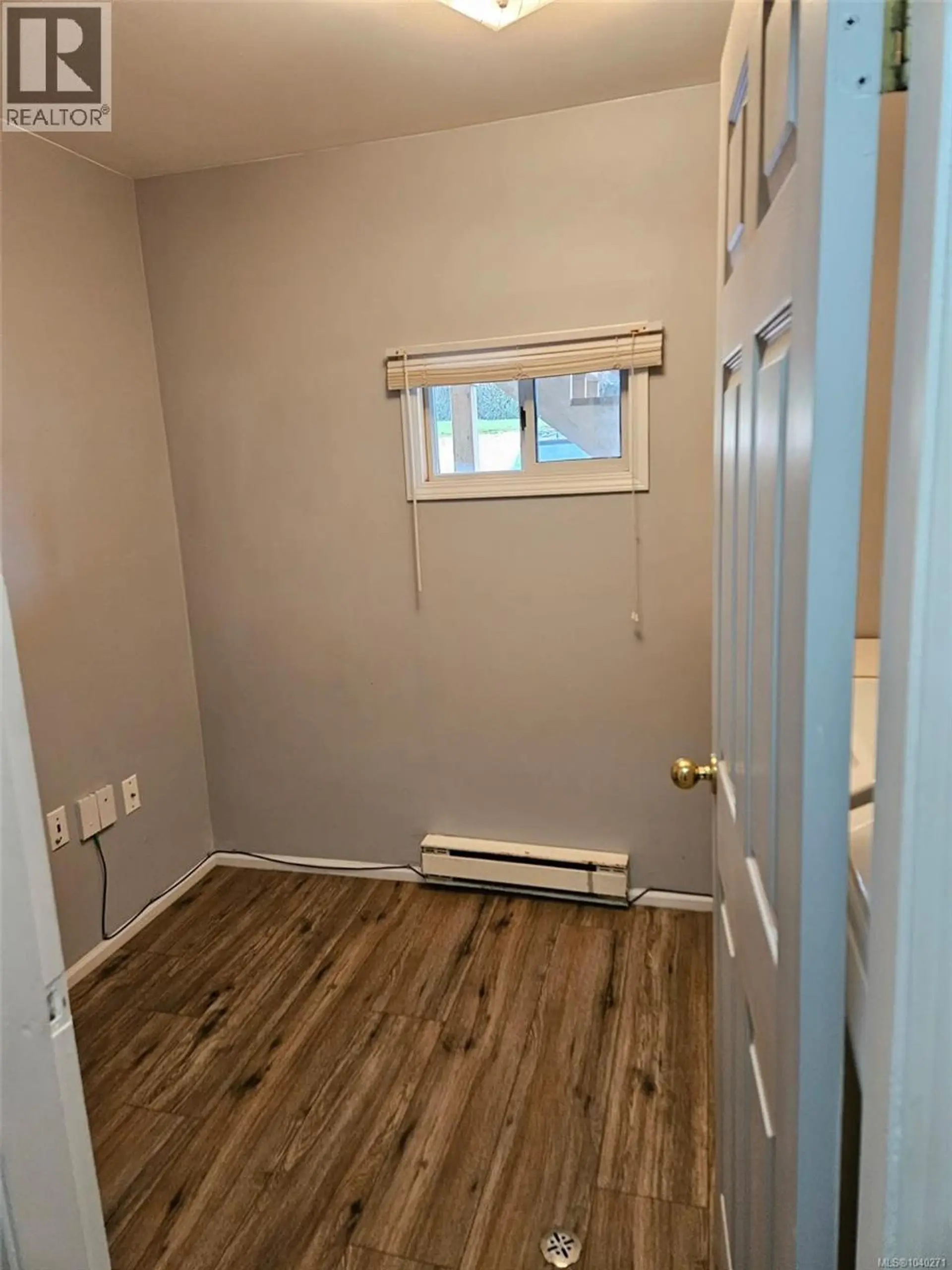 #3 2045 Gatewood Rd - Image 6