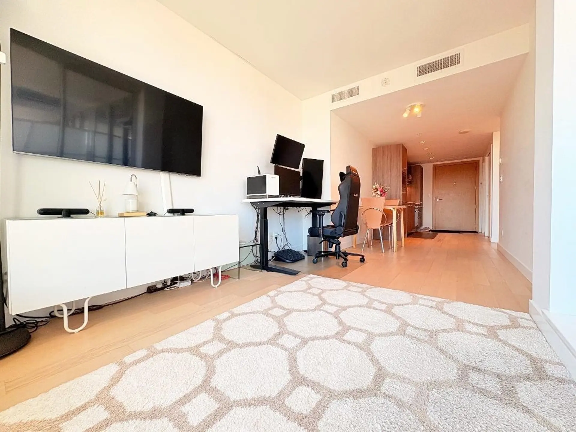 Property at #522 2220 Kingsway, Vancouver, BC
