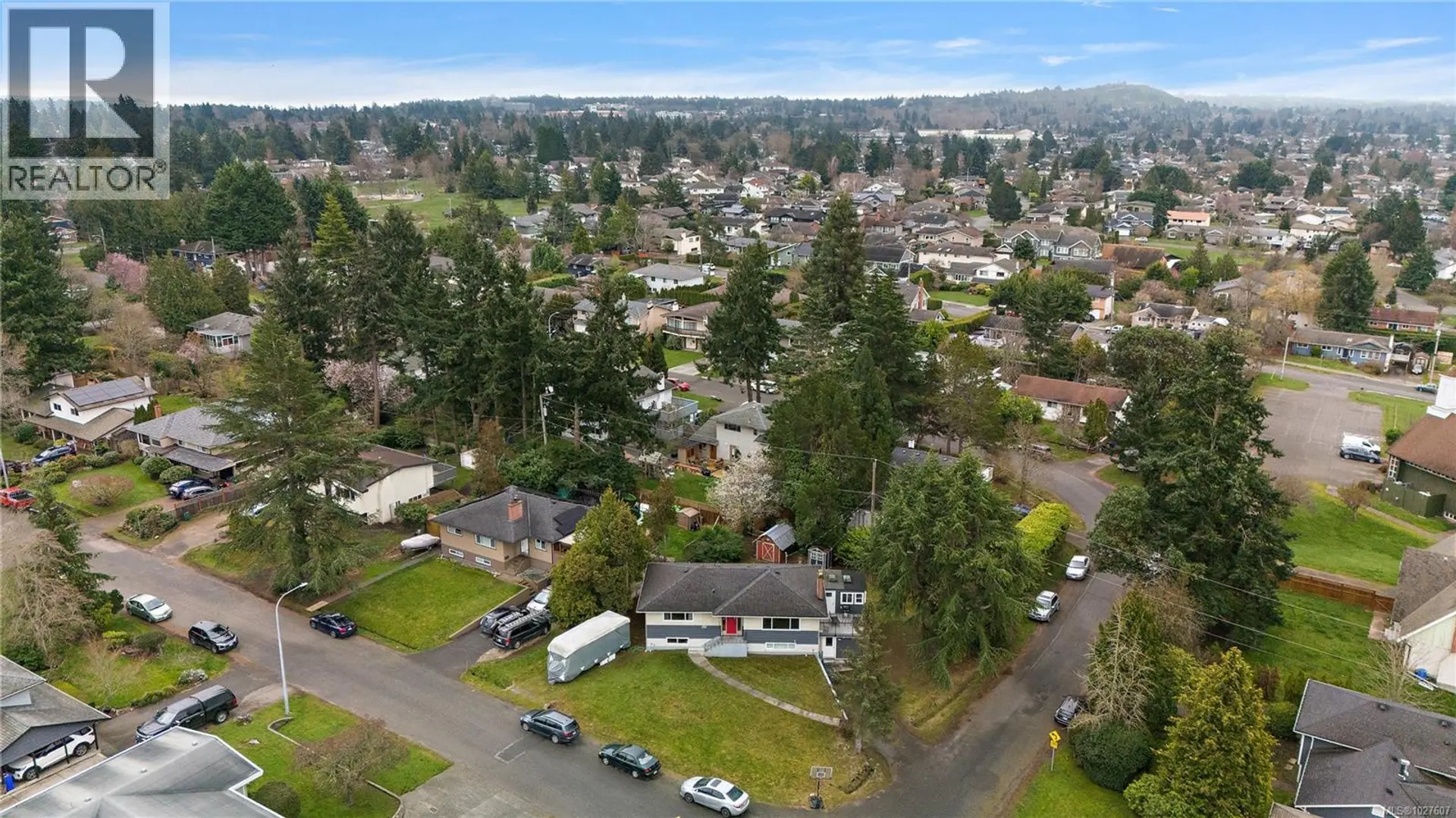 Property at 1819 Dunnett Cres, Saanich, BC