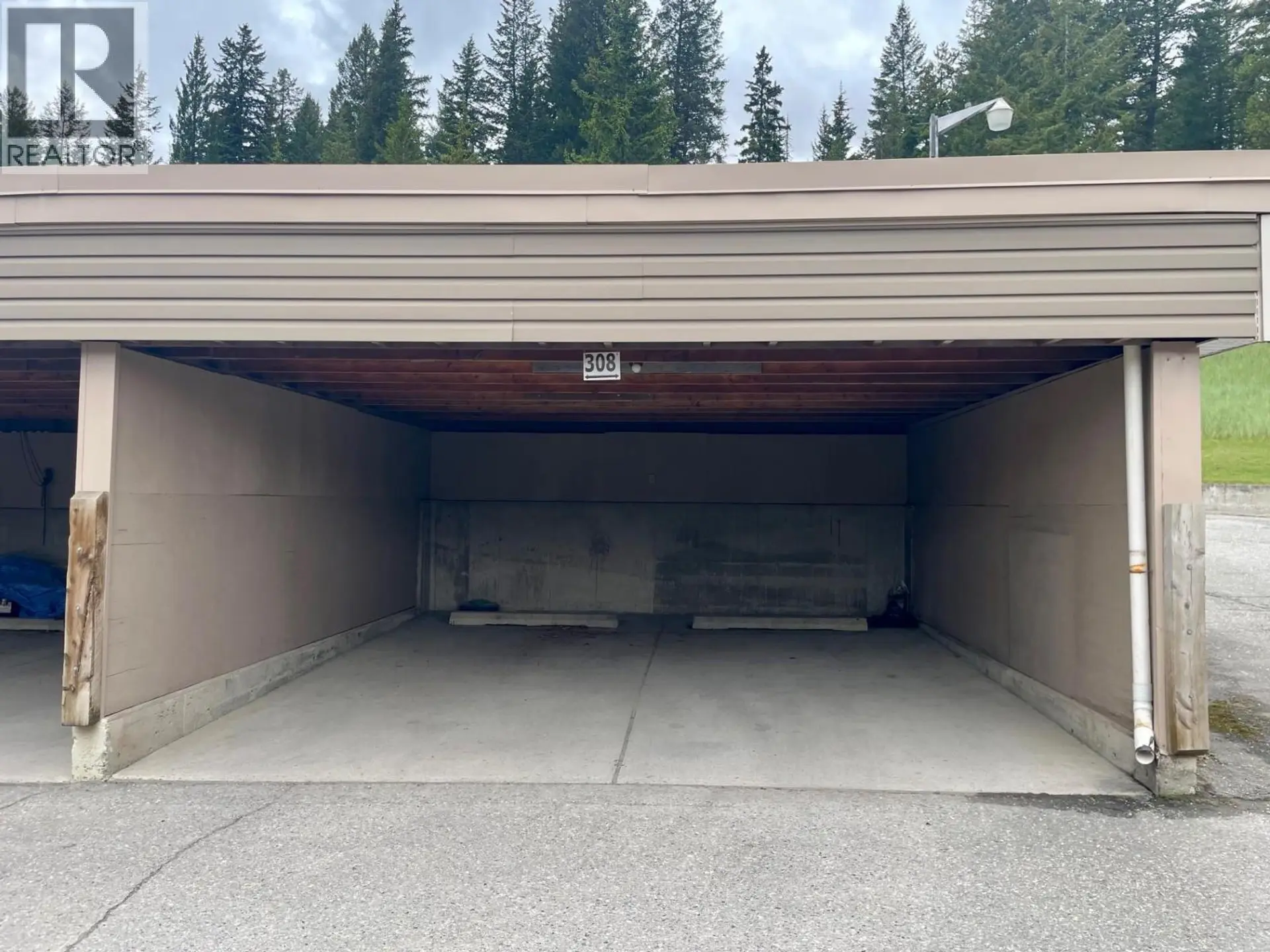 #308B 1335 Alpine Drive - Image 9