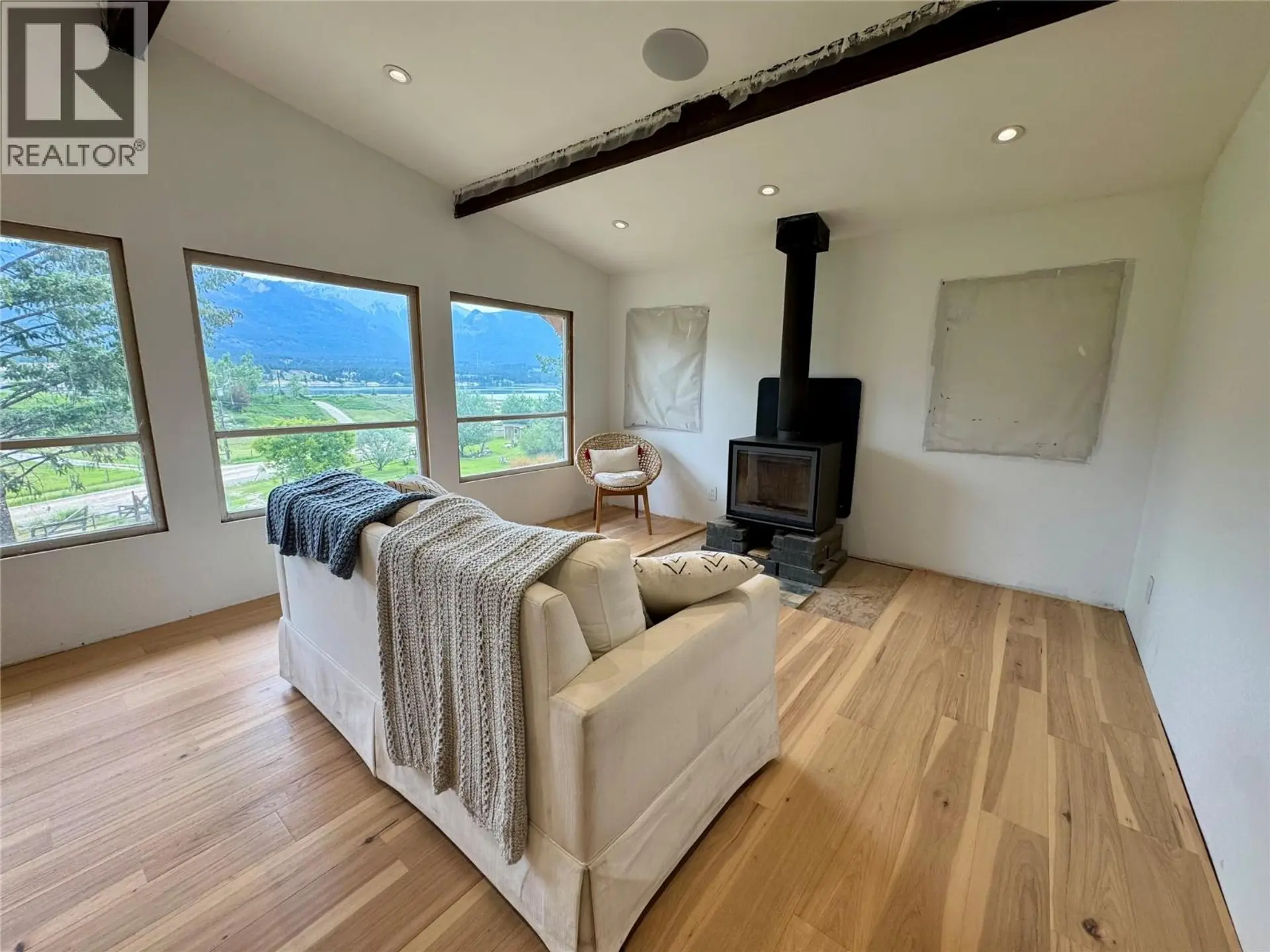 4549 Rushmere Road - Image 3