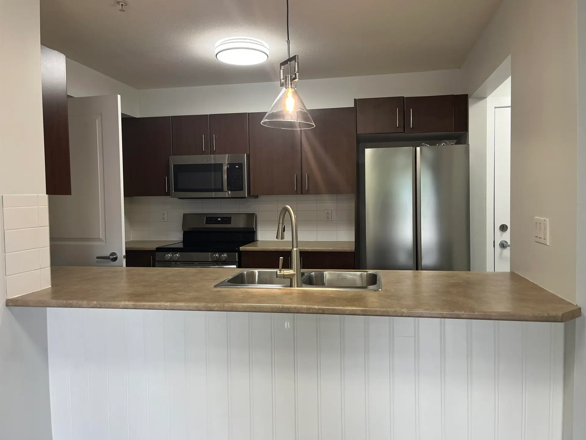 #101 45567 Yale Road - Image 11