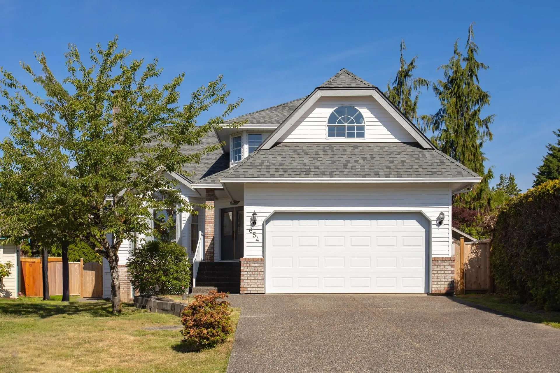 Property at 654 Walnut Place, Coquitlam, BC