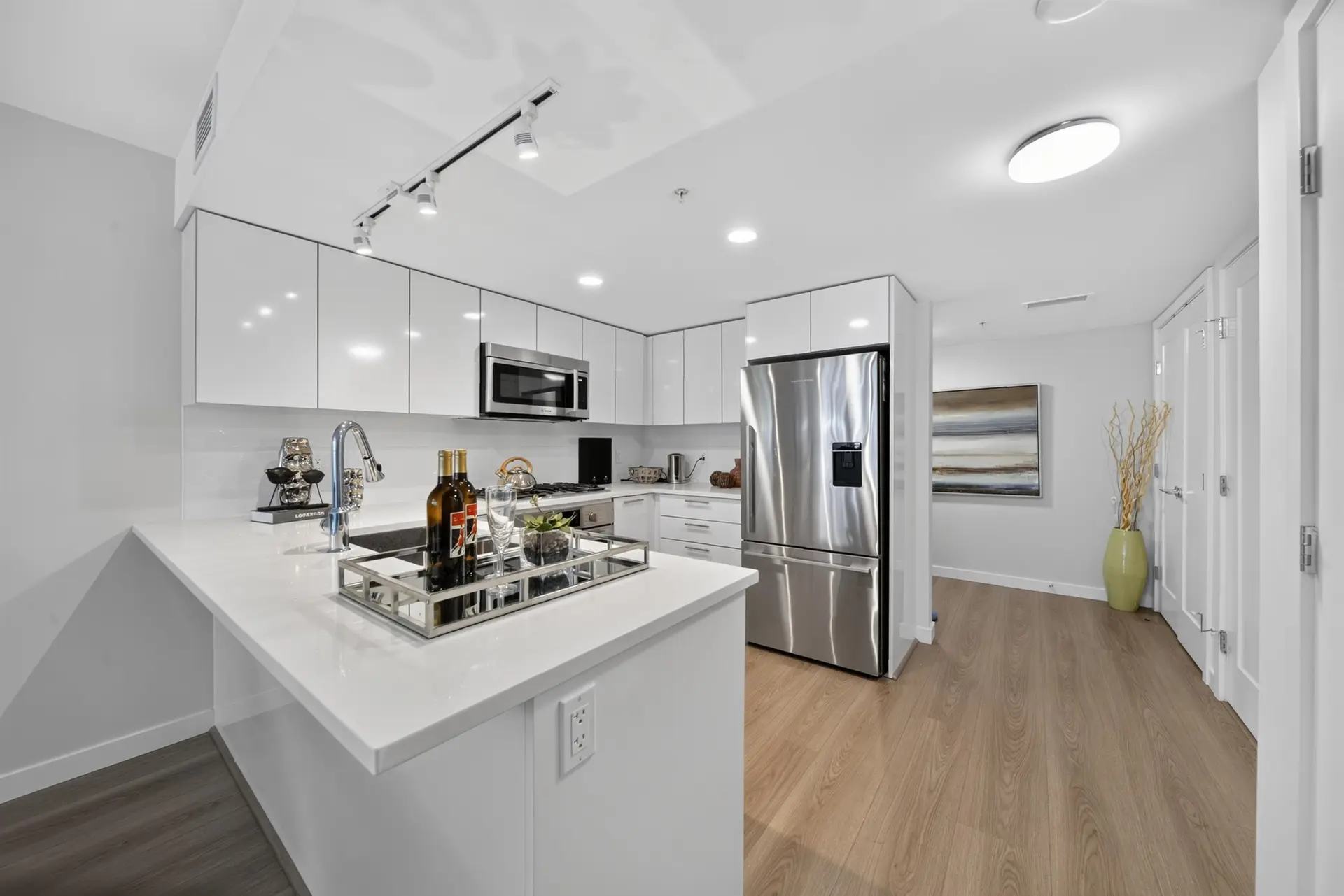#507 8699 Hazelbridge Way - Image 6