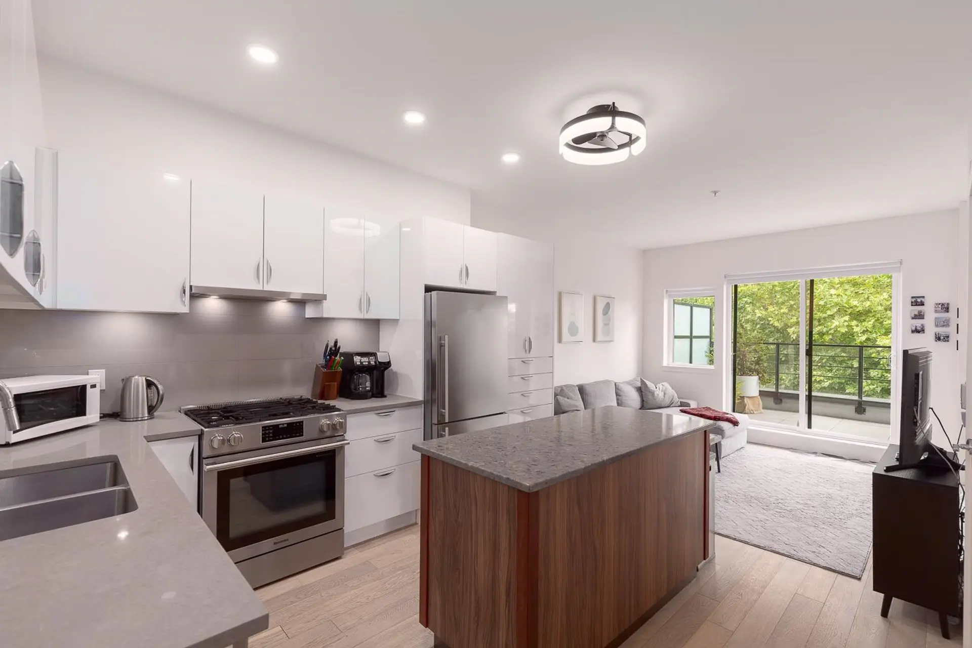Property at #404 2666 Duke Street, Vancouver, BC