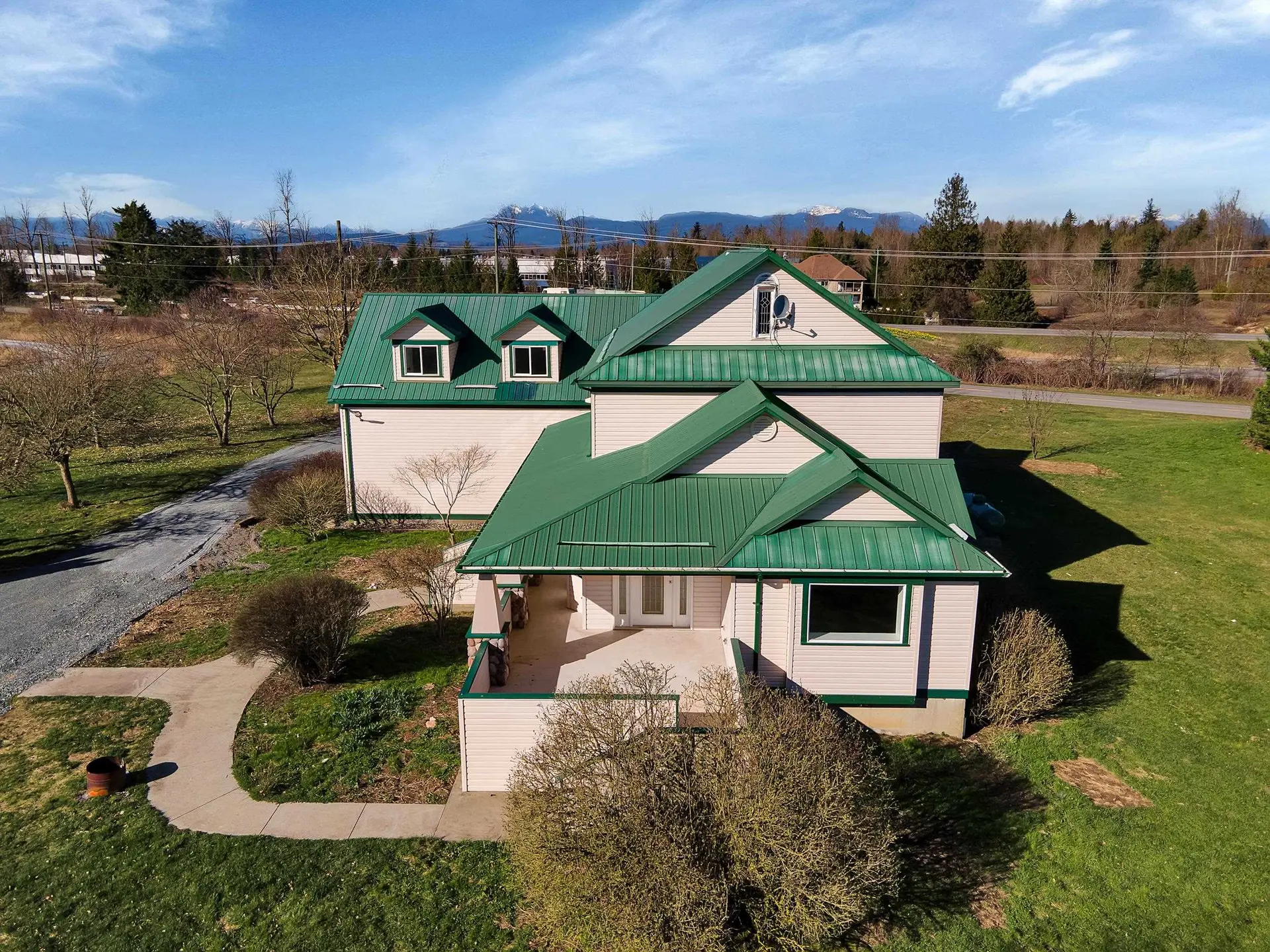 Property at 27550 48 Avenue, Langley, BC