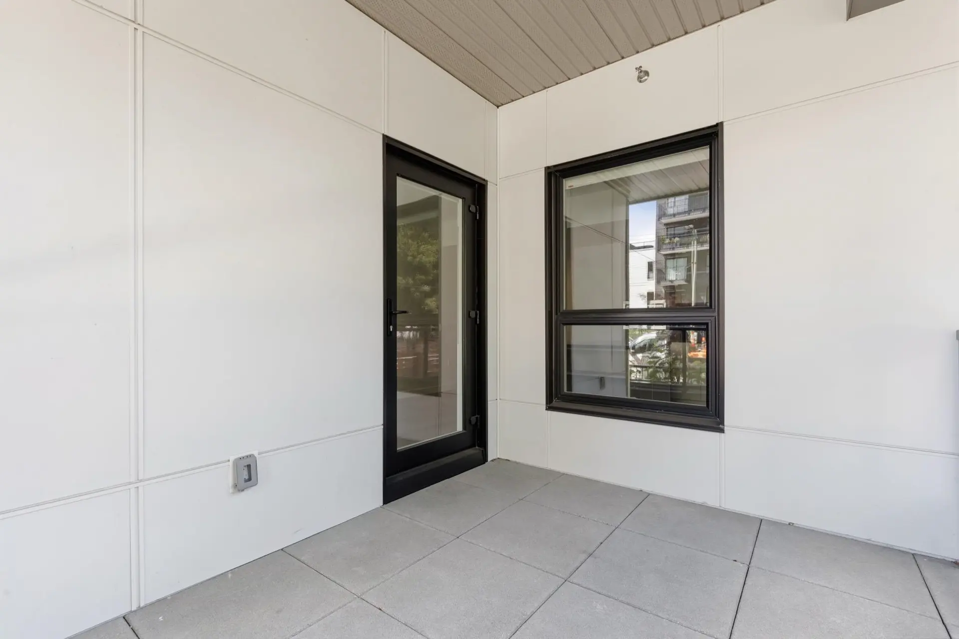 #102 2268 E Broadway - Image 14