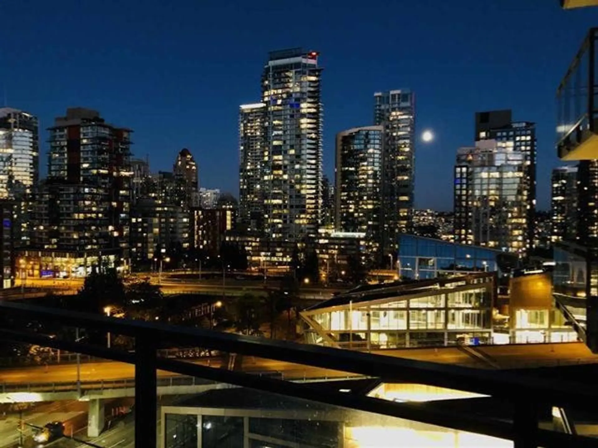 Property at #1202 1455 Howe St, Vancouver, BC