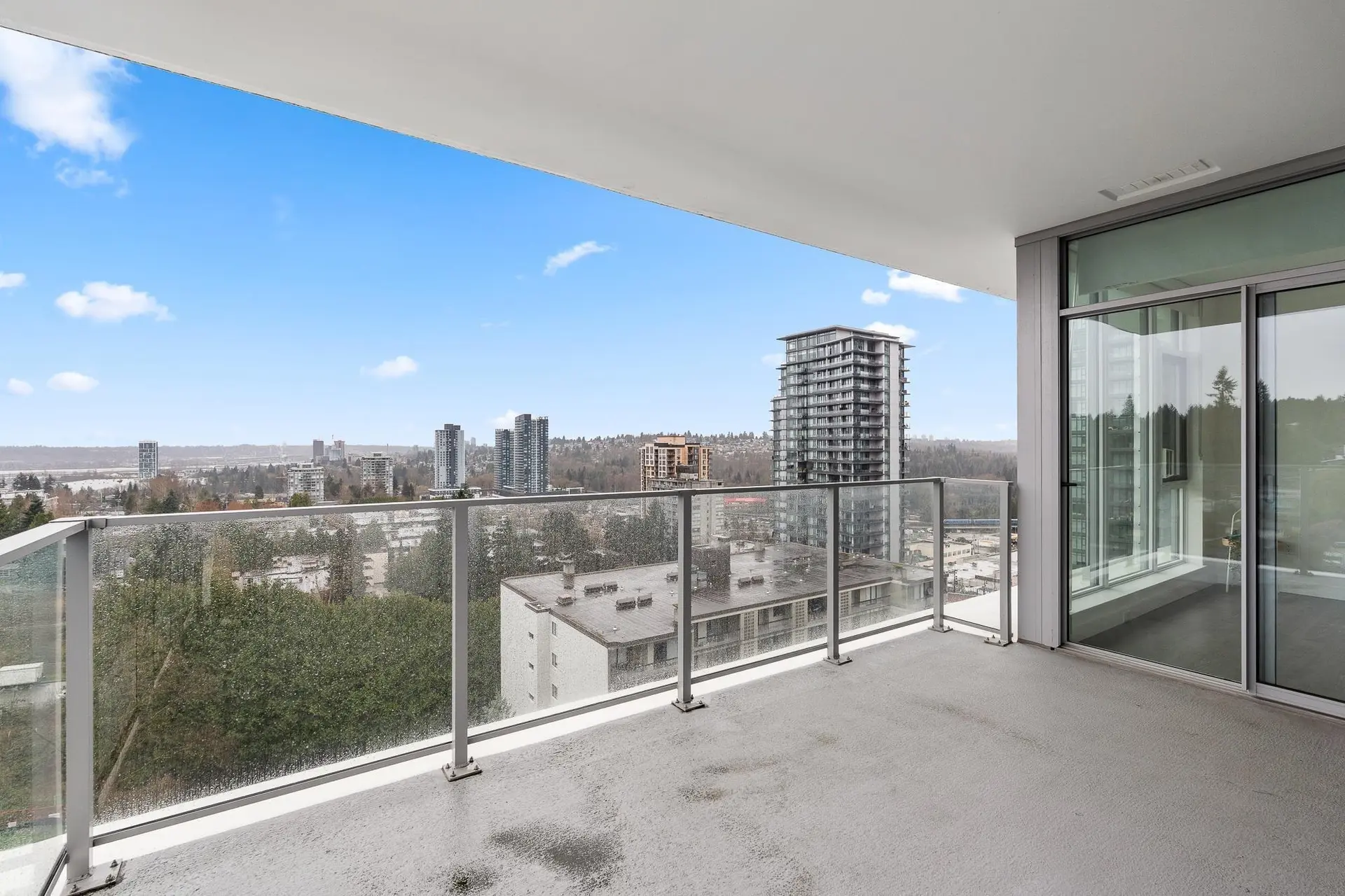 #1004 555 Sydney Avenue - Image 7