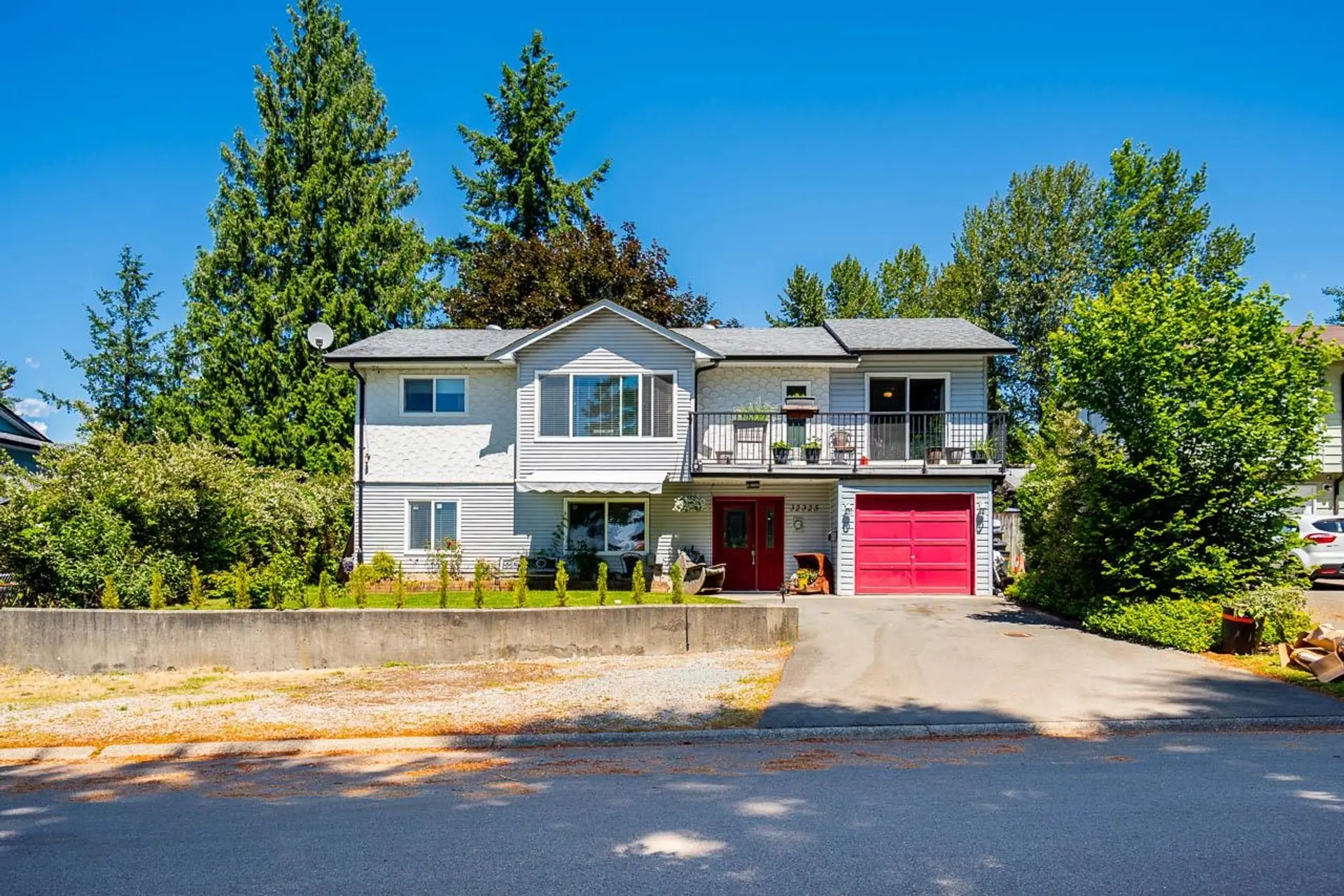 Property at 32325 Ptarmigan Drive, Mission, BC