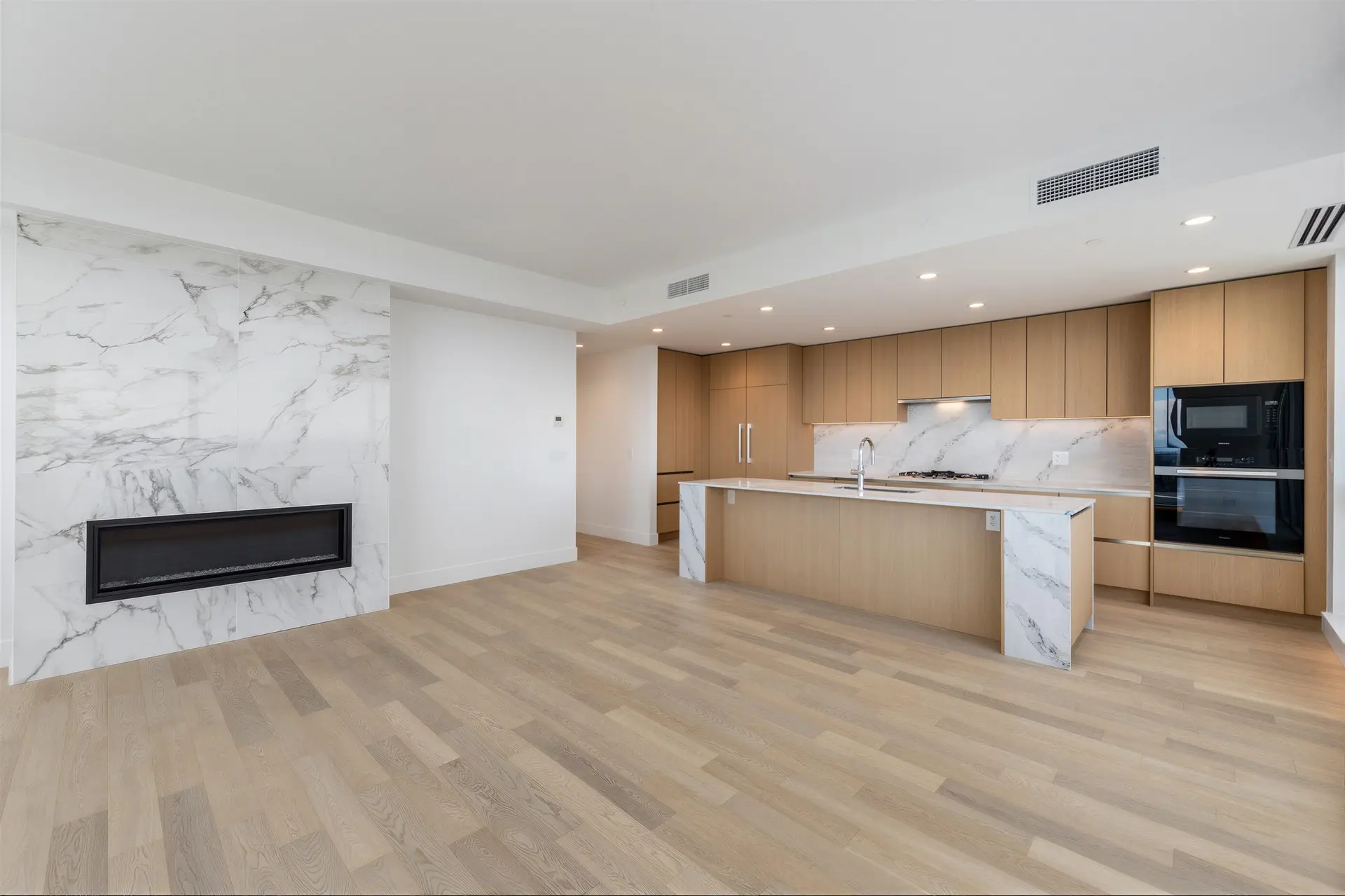#1605 1475 Foster Street - Image 3