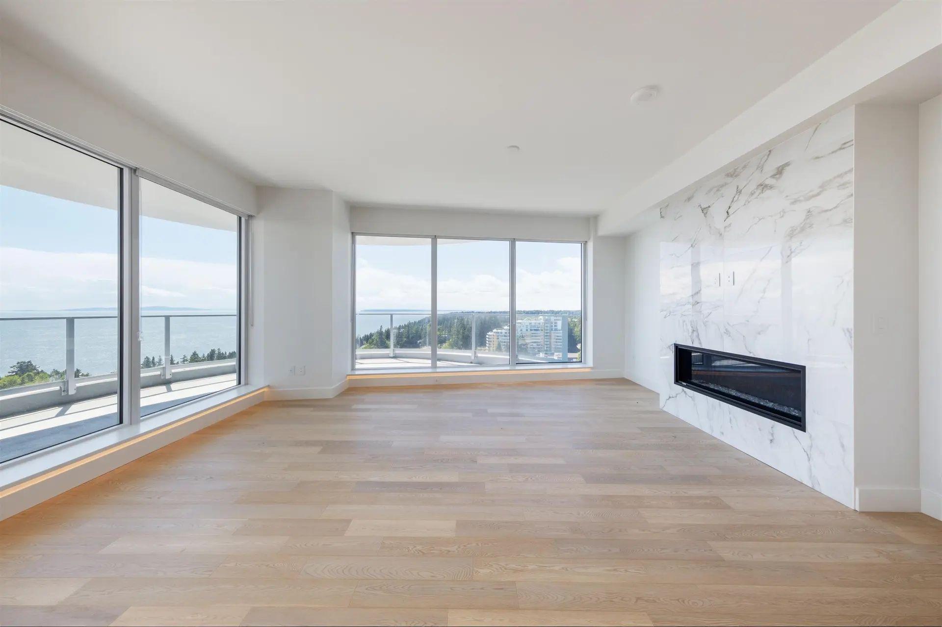 #1605 1475 Foster Street - Image 9