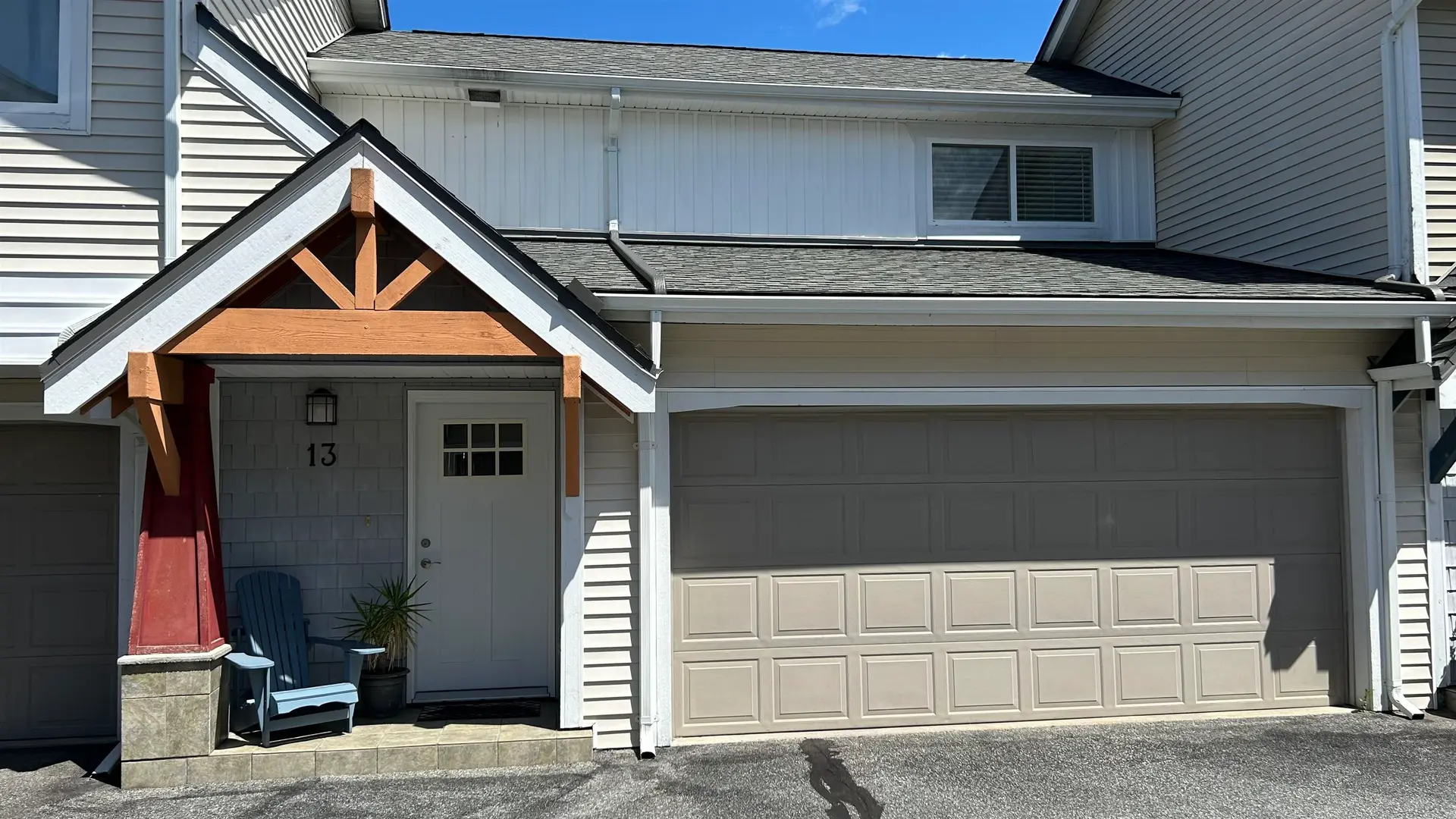 Property at 1821 E Willow Crescent, Squamish, BC