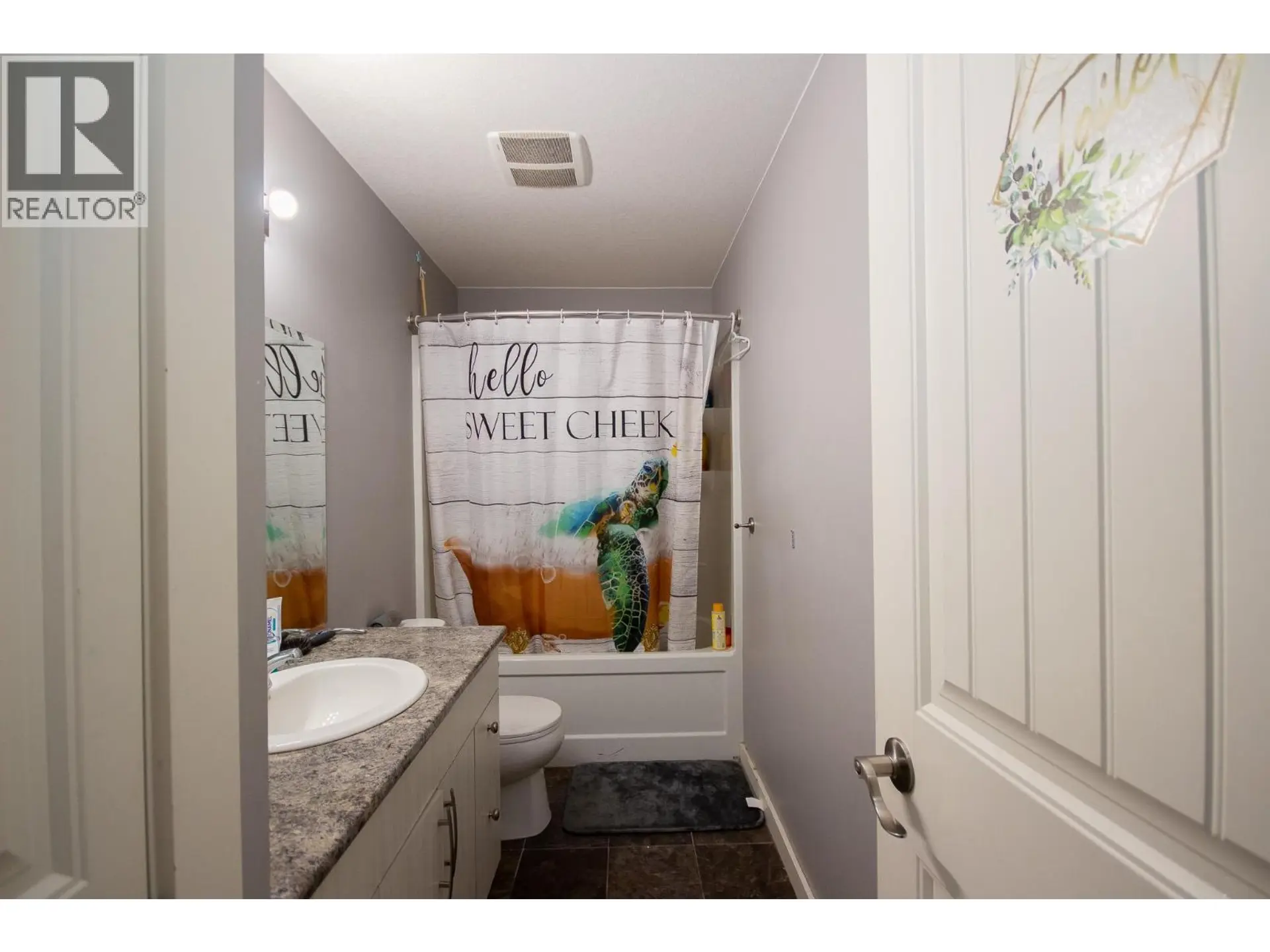 8219 18 Street - Image 13