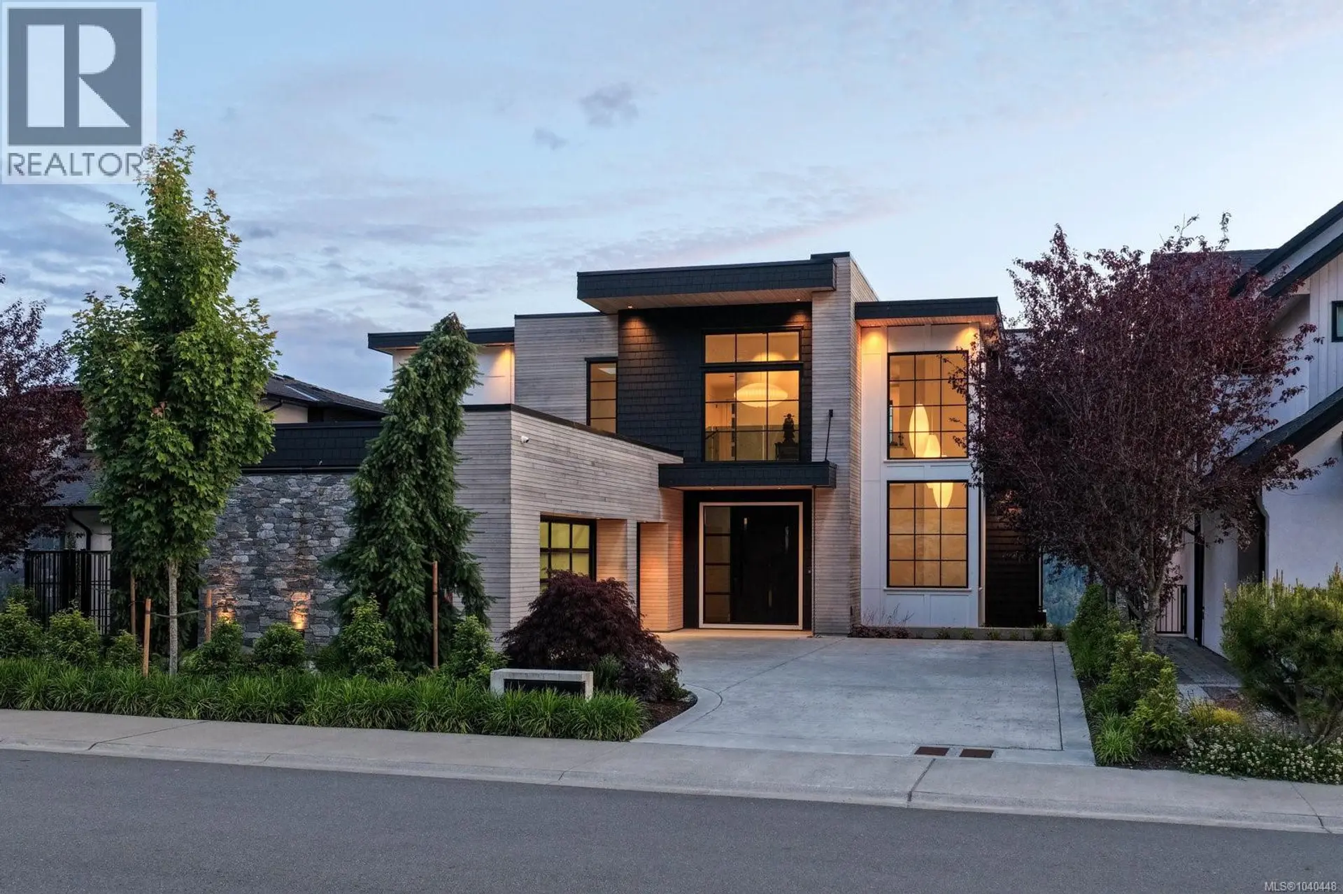 Property at 1424 Pinehurst Pl, Langford, BC