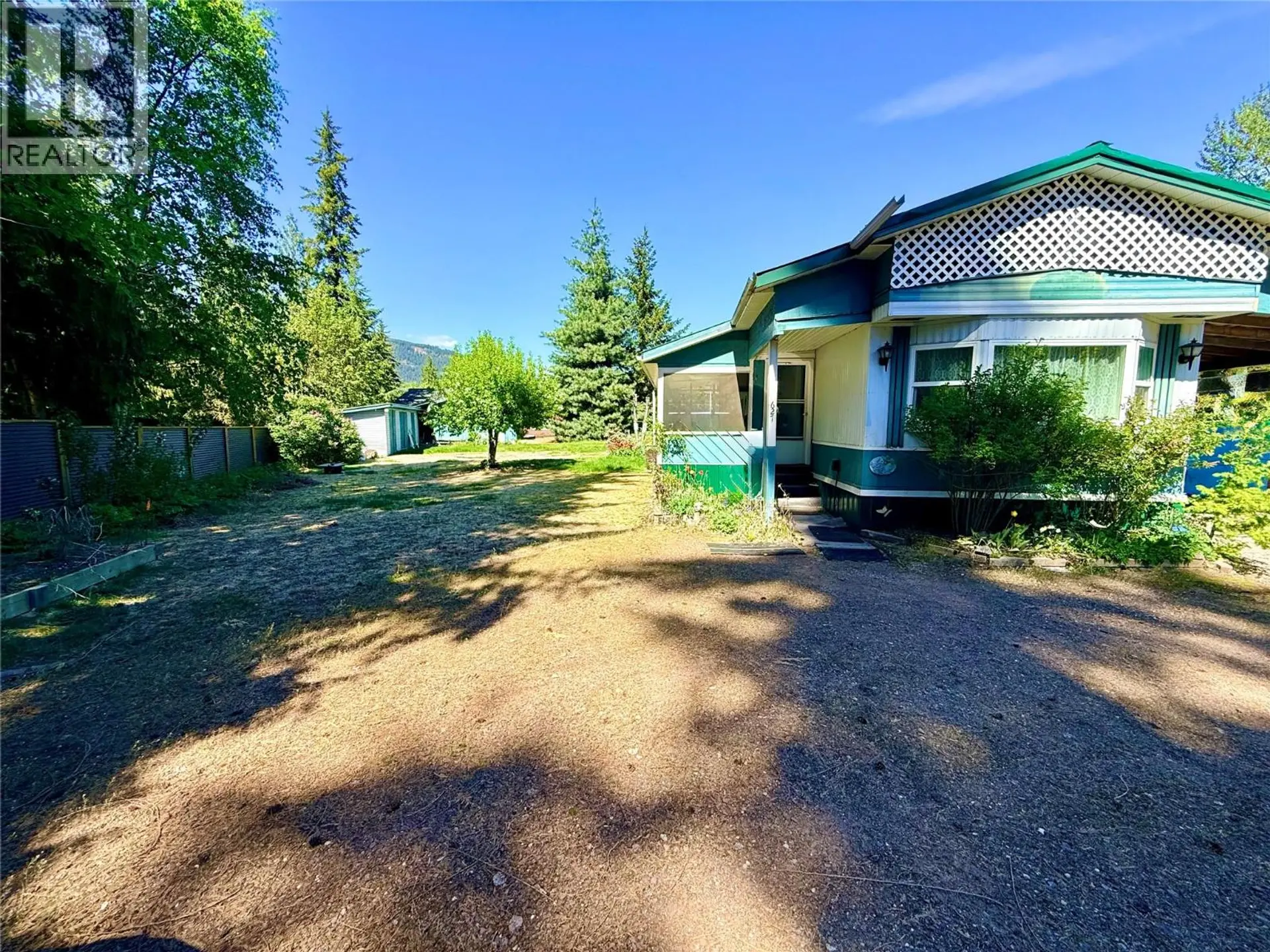 Property at 627 Swanson Place, Swansea Point, BC