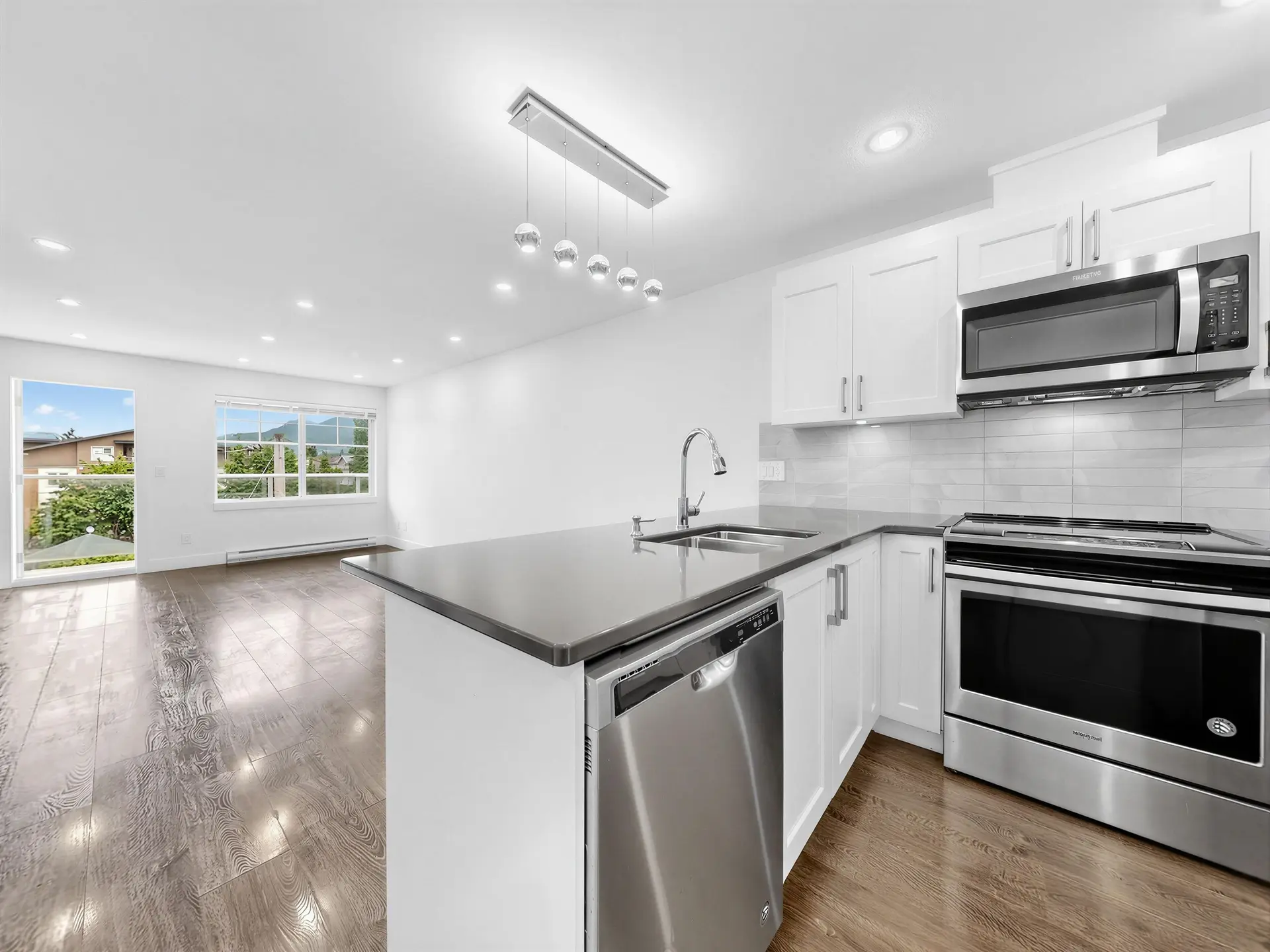 Property at #401 1990 Westminster Avenue, Port Coquitlam, BC