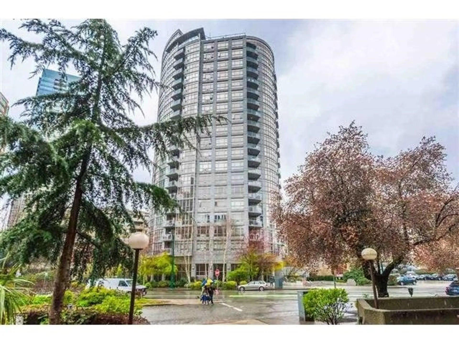 #1606 1050 Smithe Street - Image 17