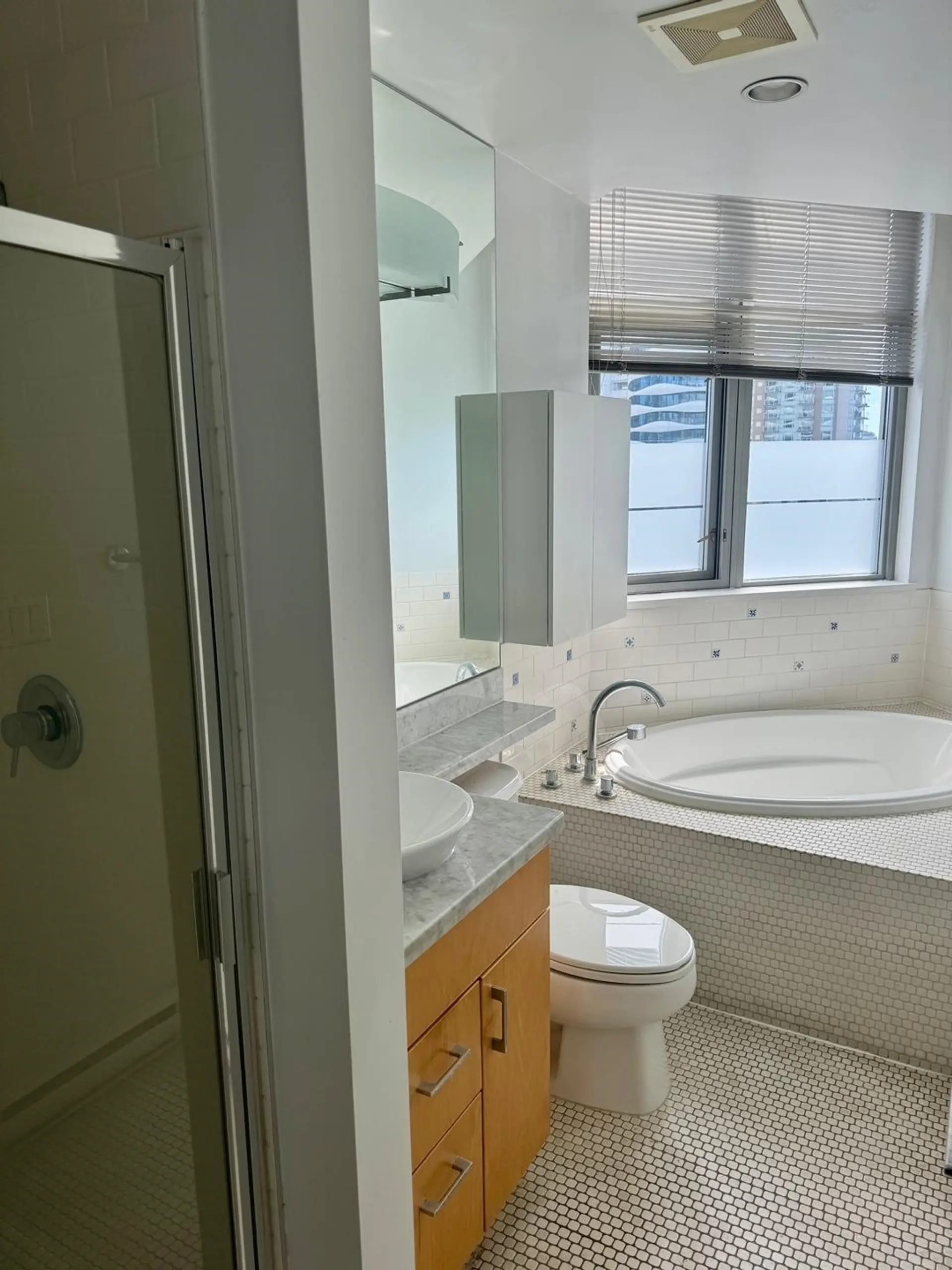 #1606 1050 Smithe Street - Image 7