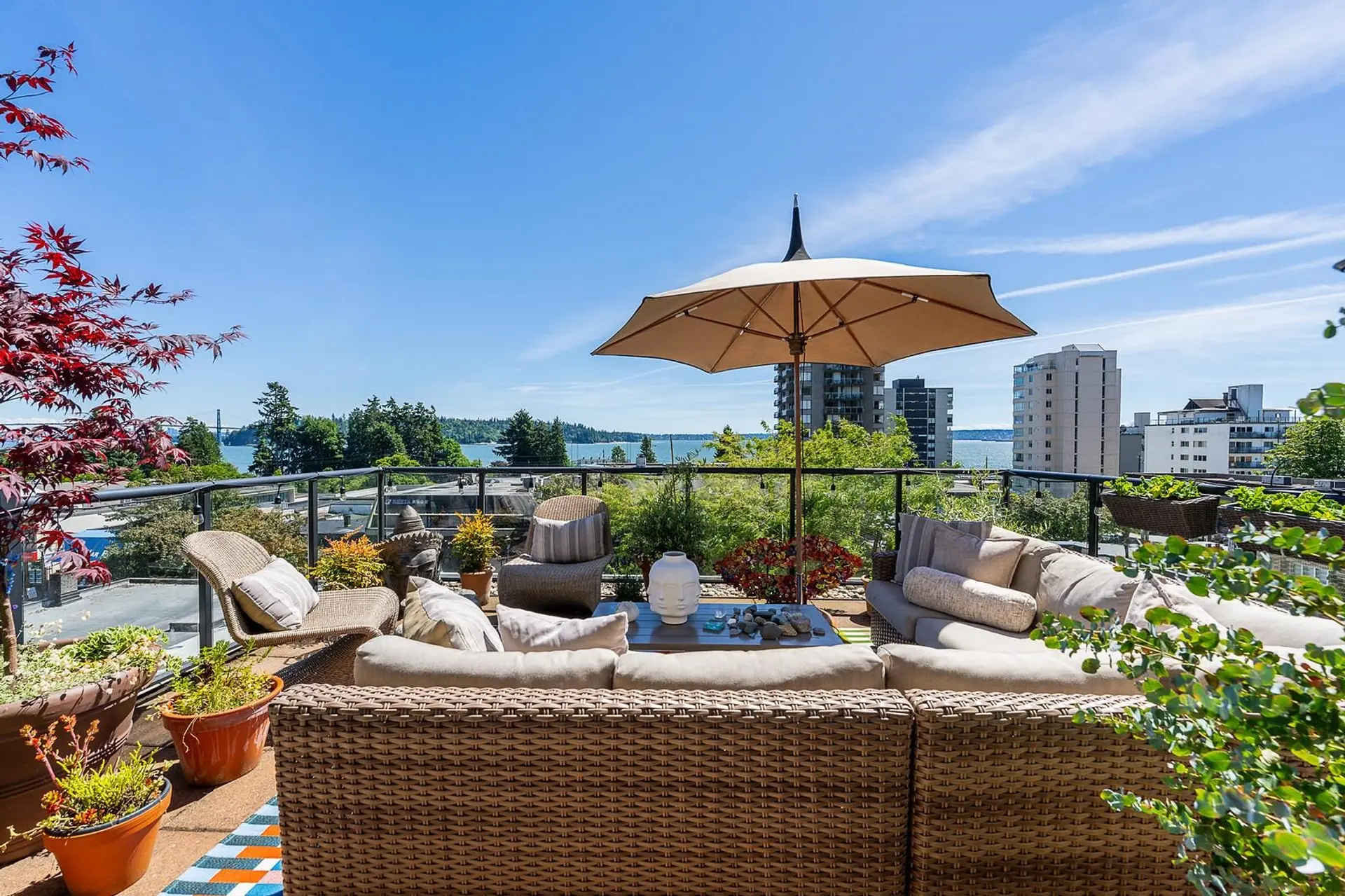 Property at #401 1765 Marine Drive, West Vancouver, BC