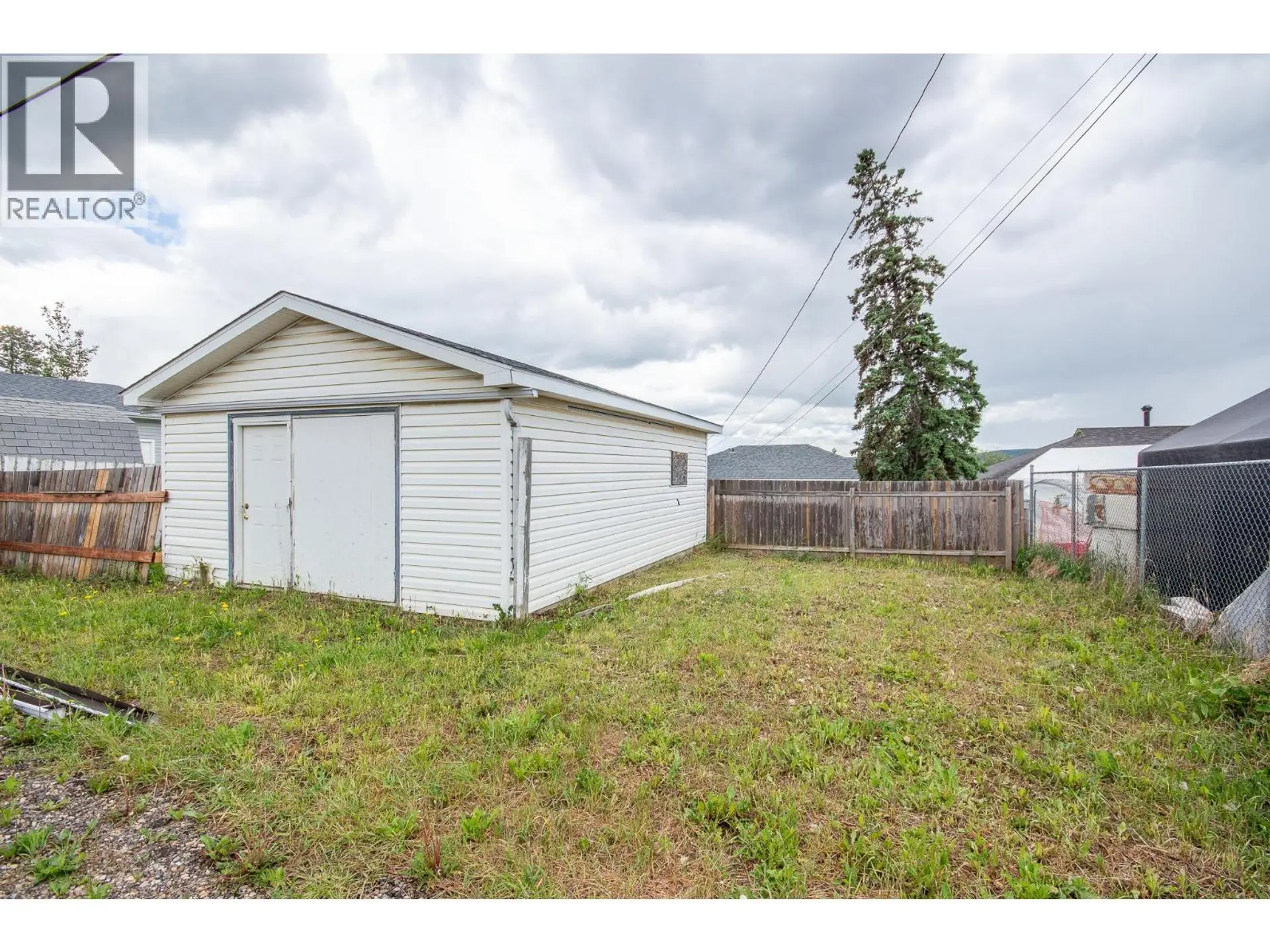 1140 96A Avenue - Image 13