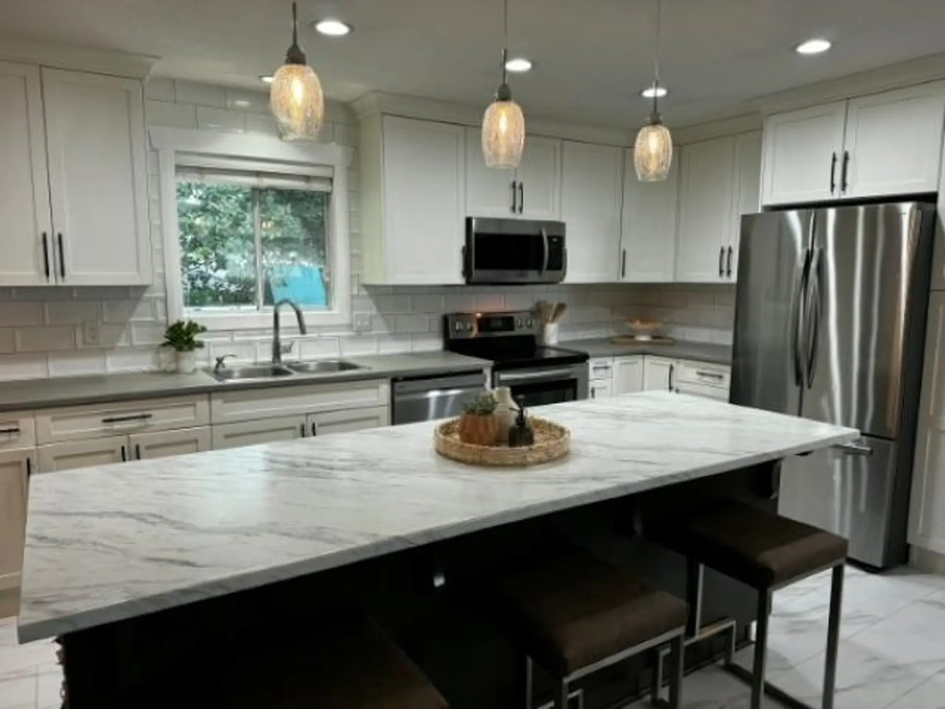 34487 Pearl Avenue - Image 2