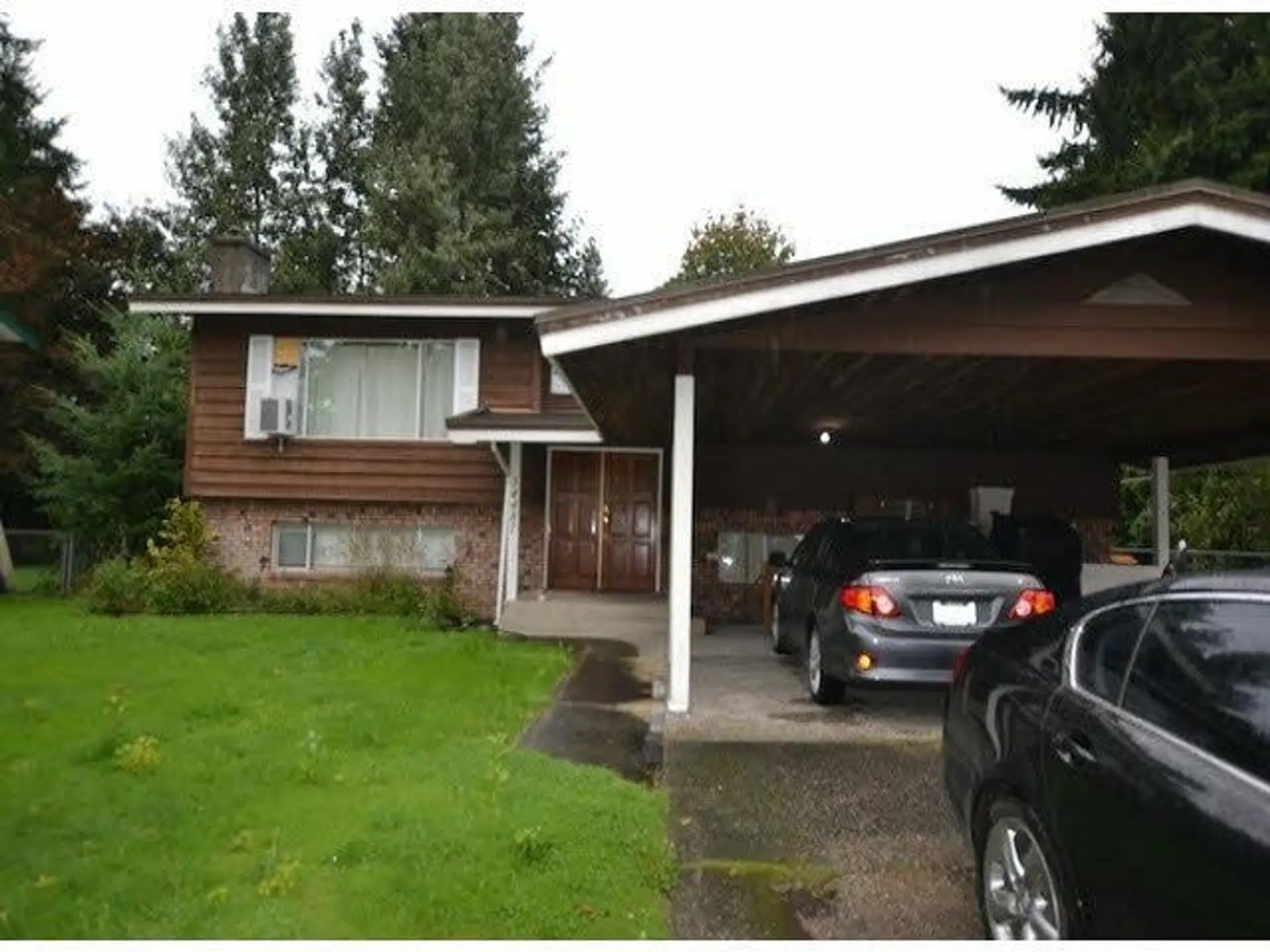 Property at 34487 Pearl Avenue, Abbotsford, BC
