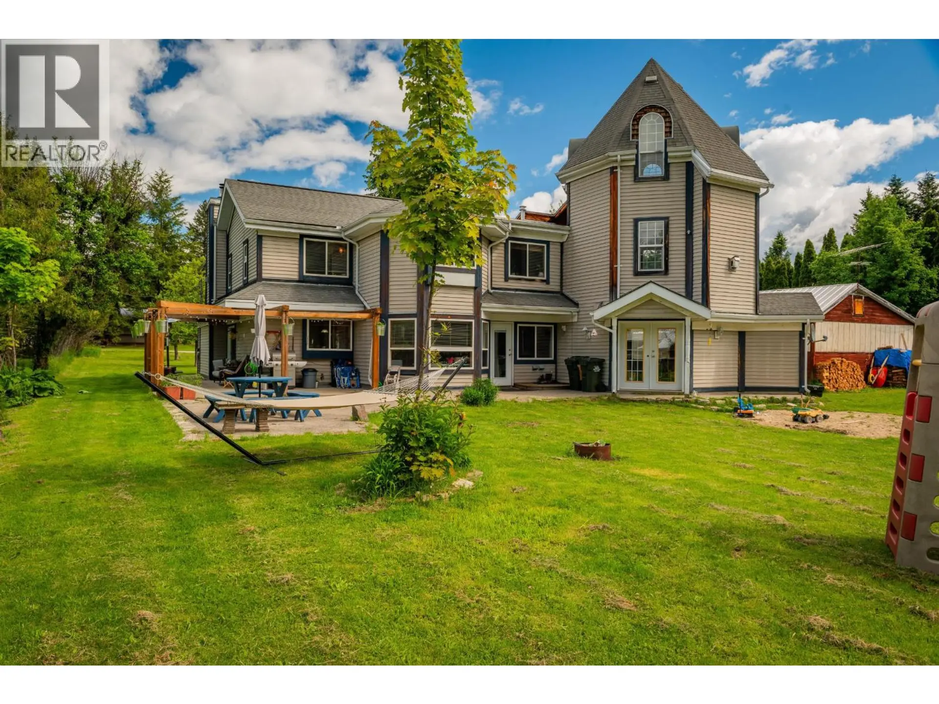 Property at 3452 CEMETERY Road, Krestova, BC