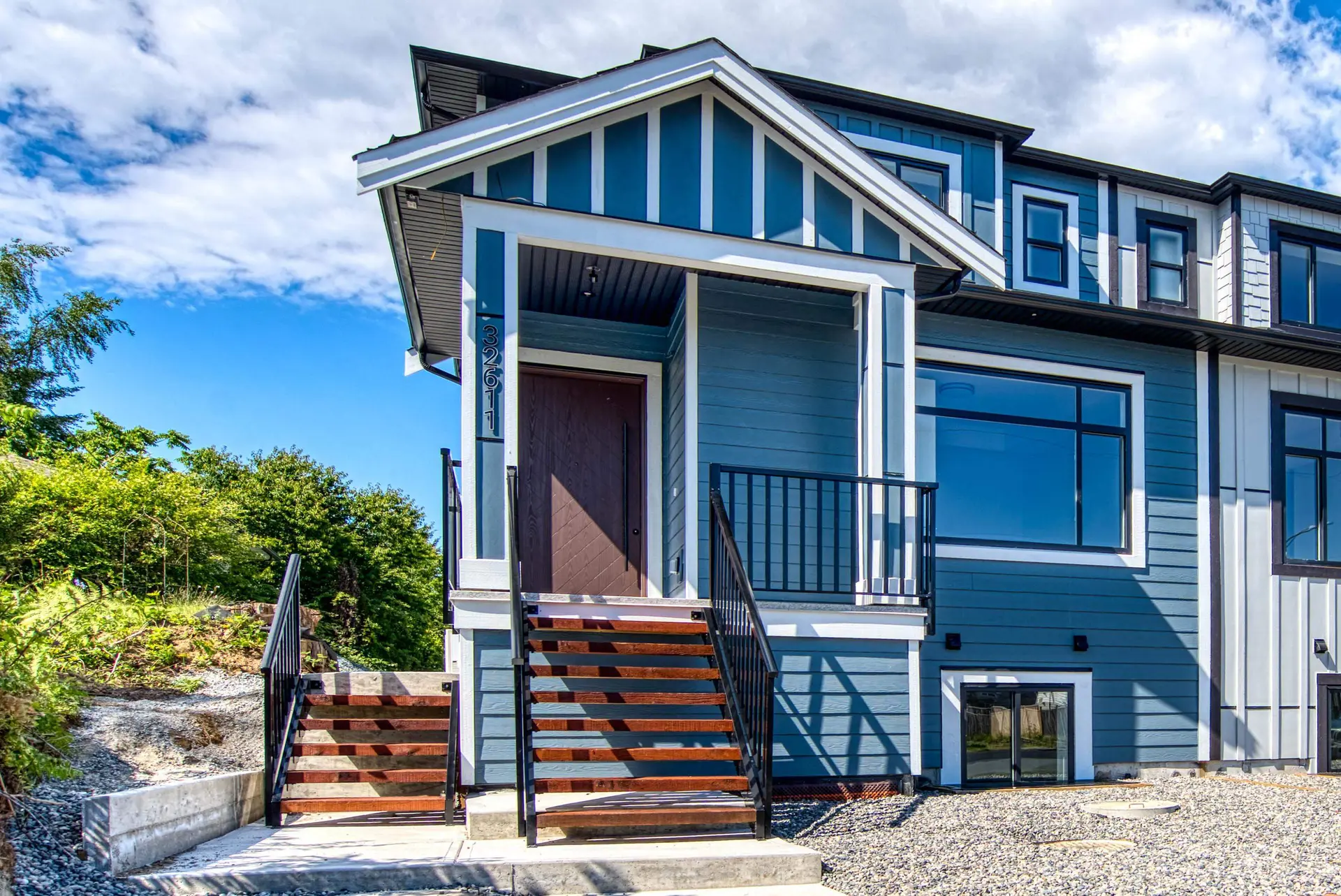 Property at 32611 Cherry Avenue, Mission, BC